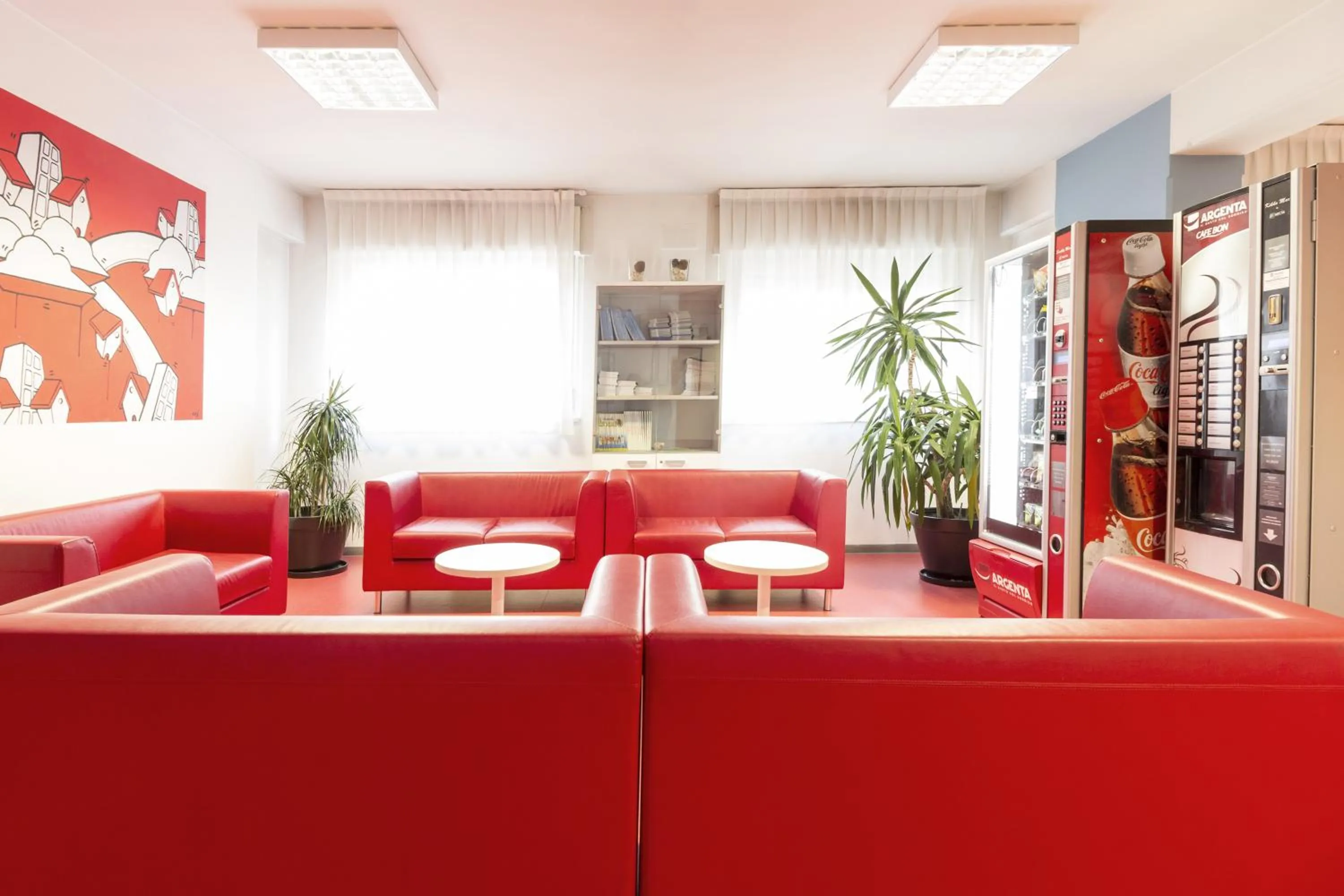 Communal lounge/ TV room in Hotel Sharing