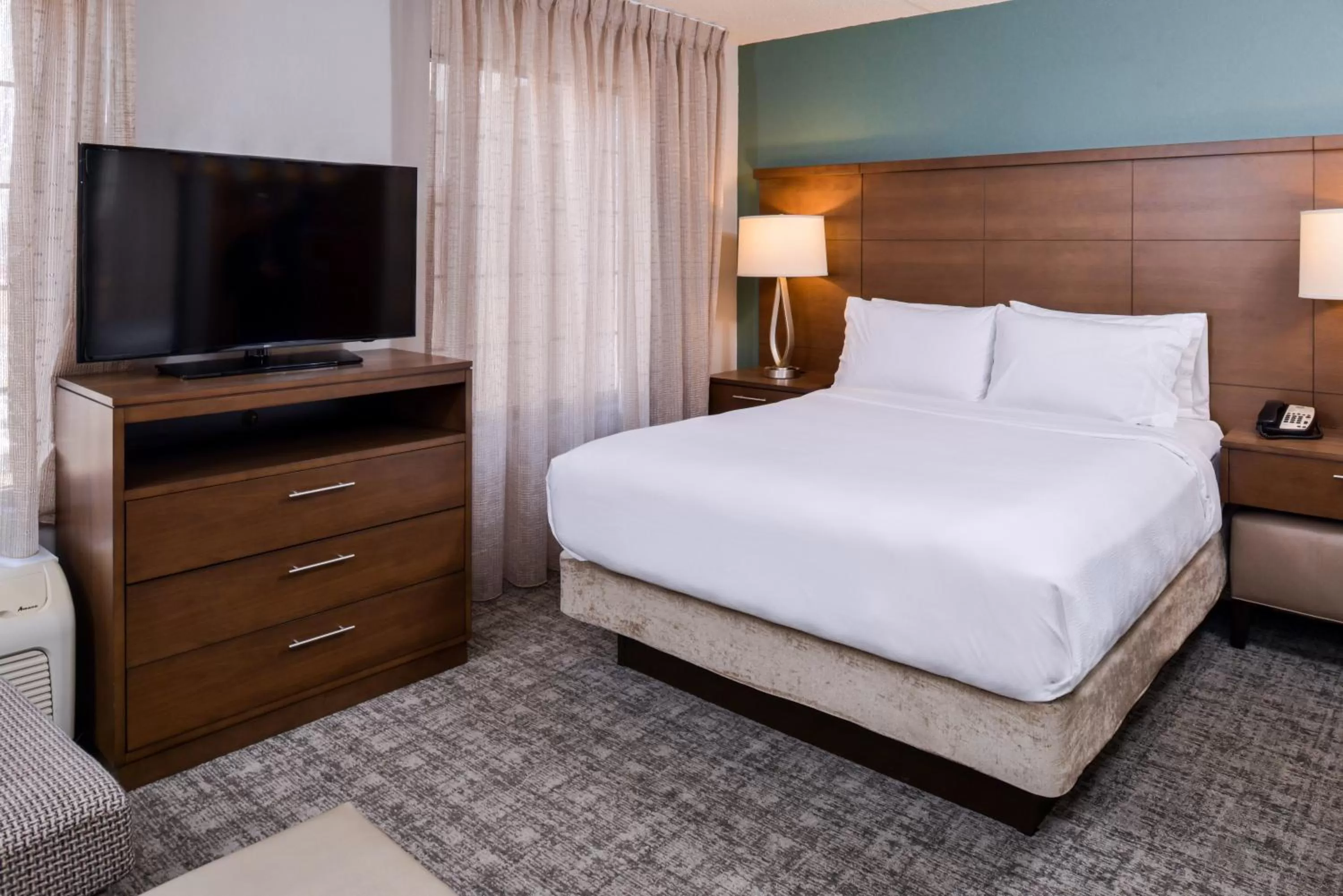 Photo of the whole room, Bed in Staybridge Suites Indianapolis Downtown-Convention Center by IHG
