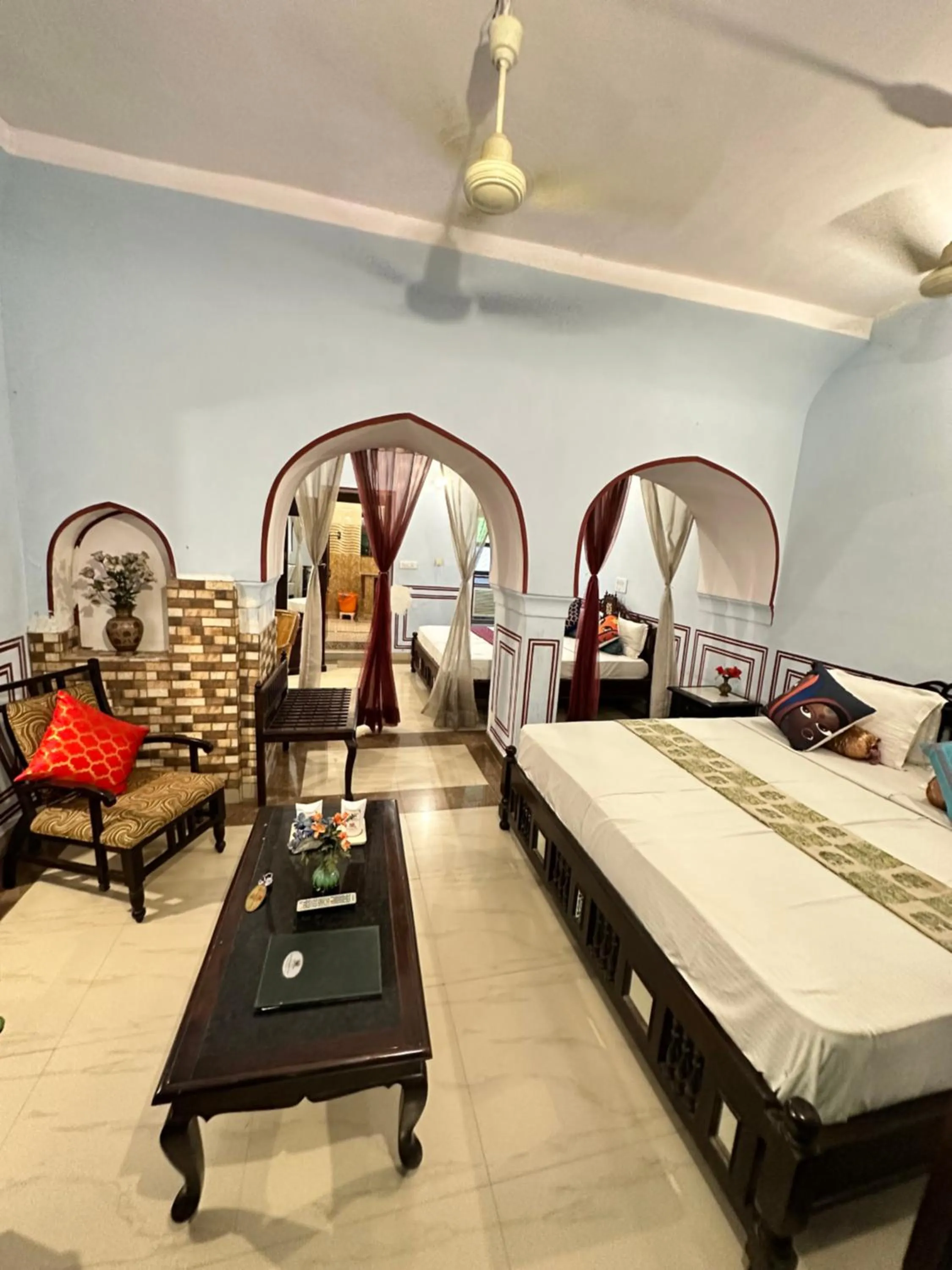 Bed in Rawla Mrignayani Palace