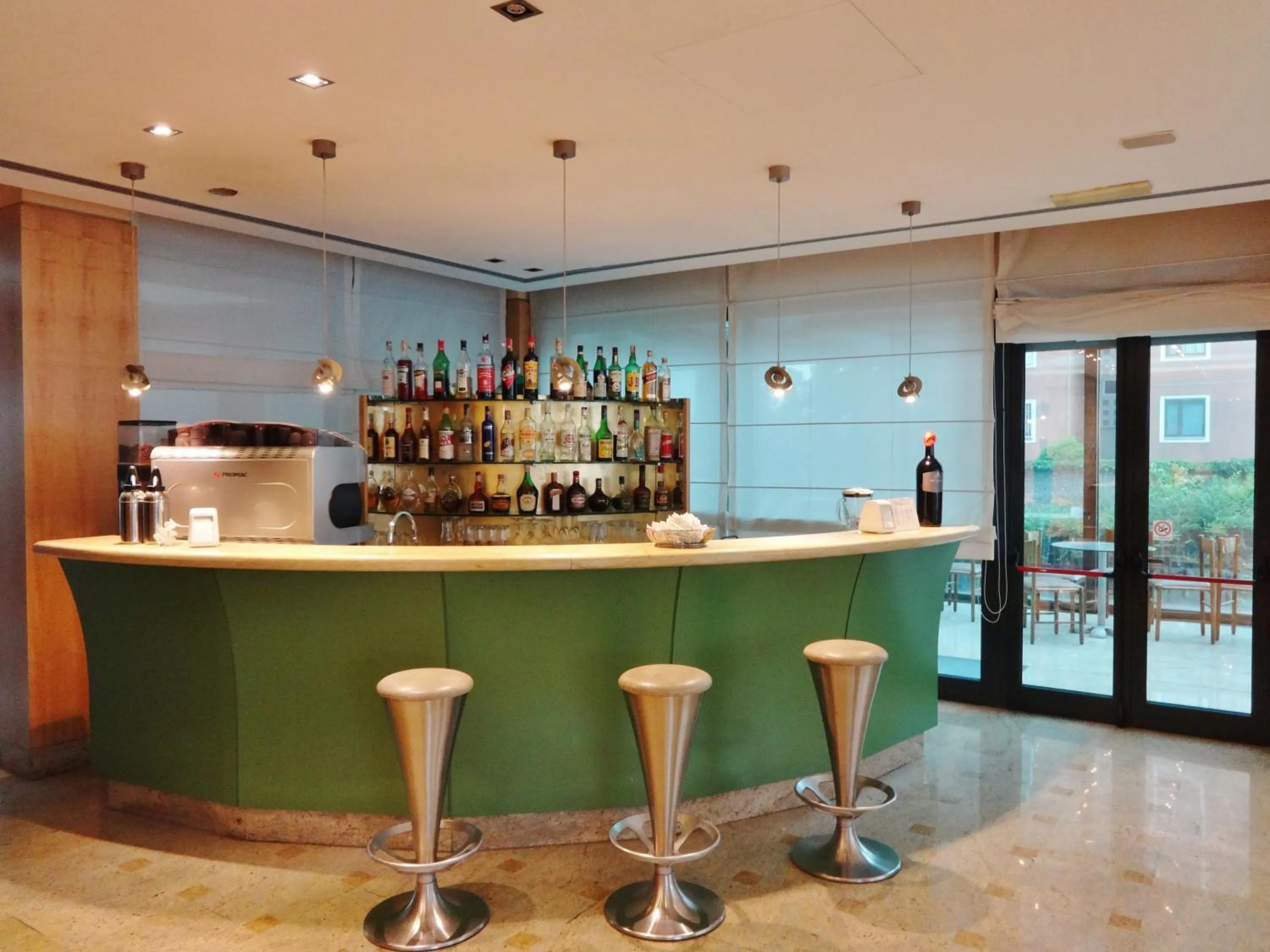 Restaurant/places to eat in Hotel Tiffany Milano