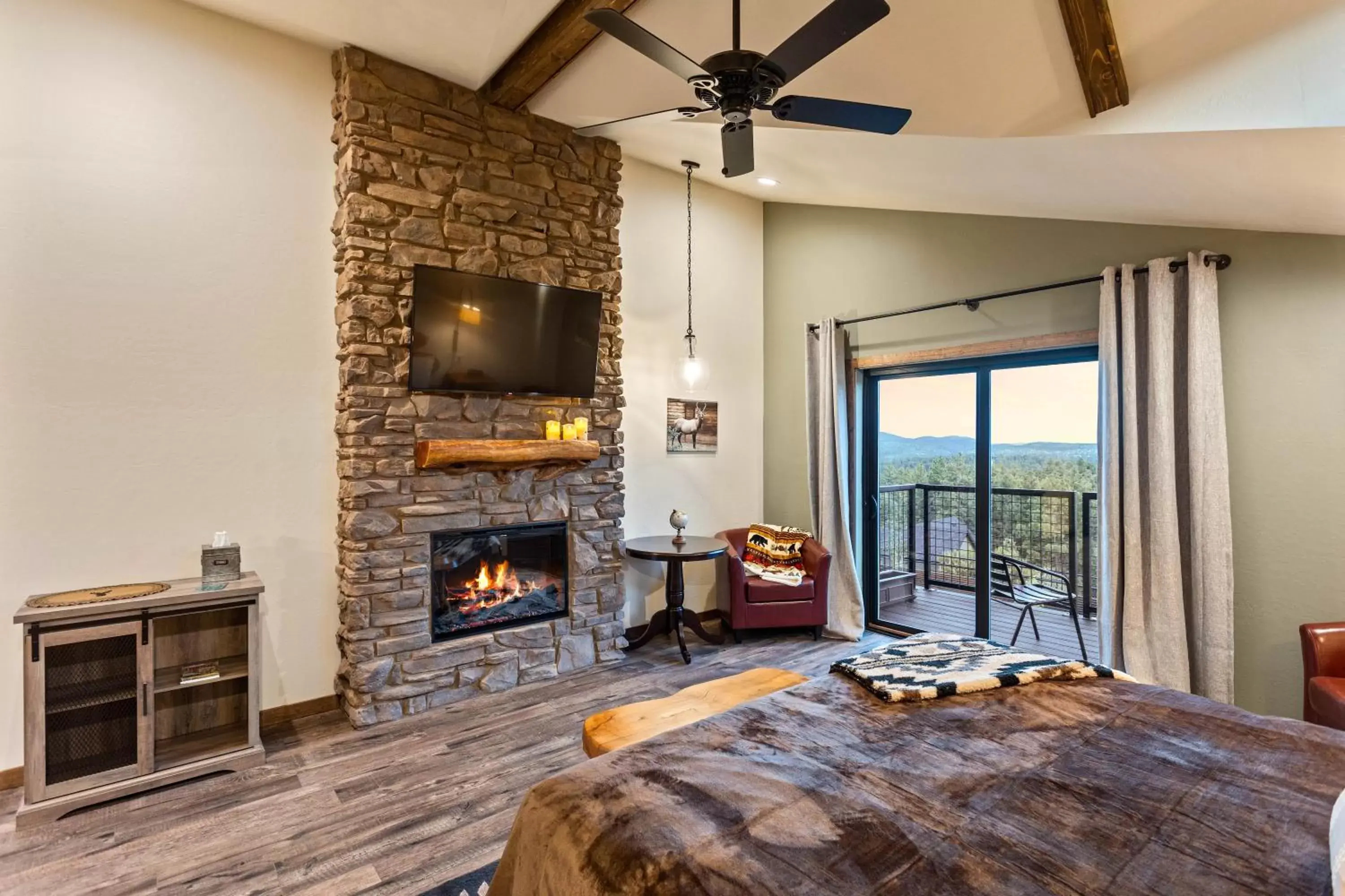 TV and multimedia, TV/Entertainment Center in Lodge at 5600 TV and multimedia, TV/Entertainment Center in Lodge at 5600