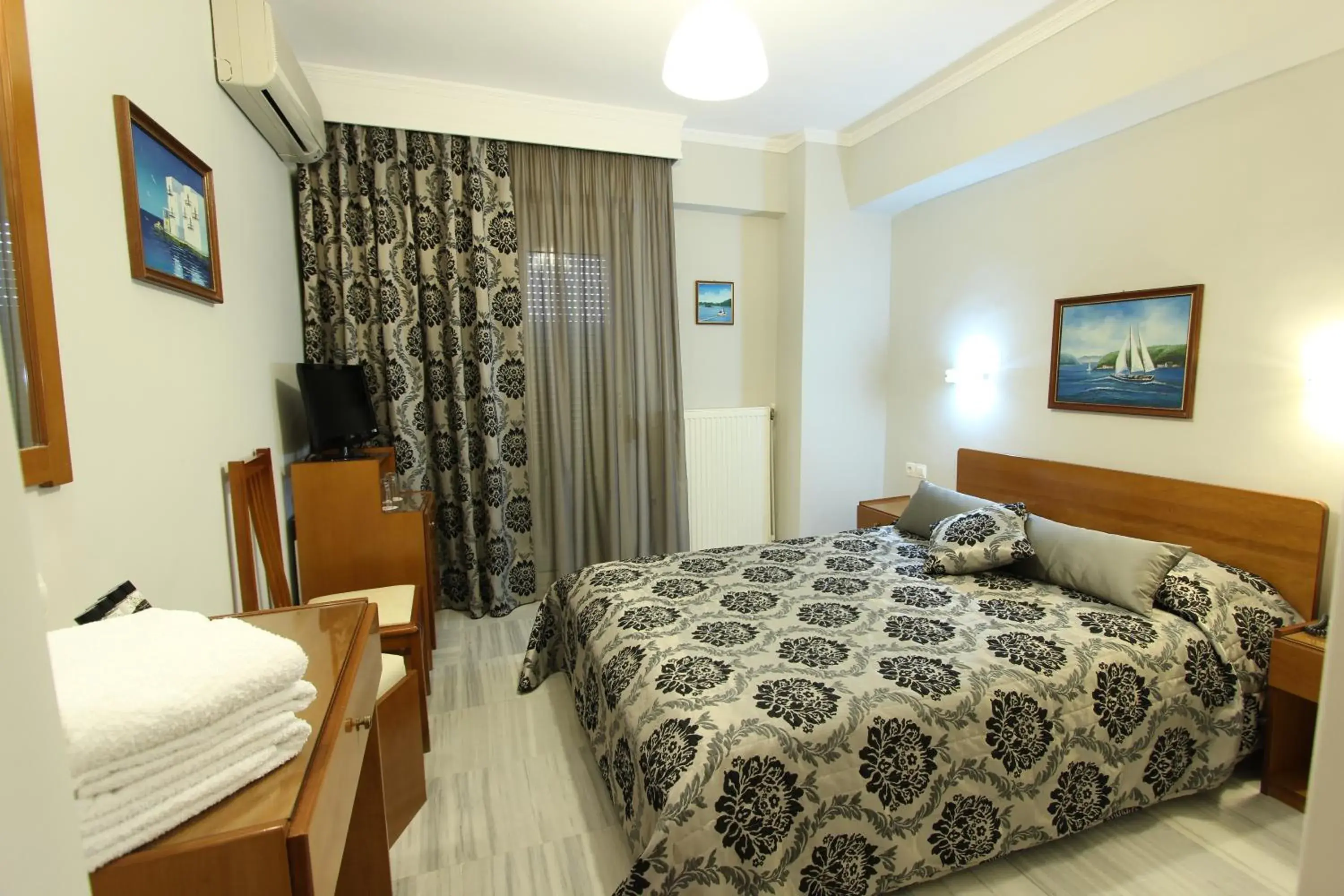Double or Twin Room in Hotel Mallas Double or Twin Room in Hotel Mallas