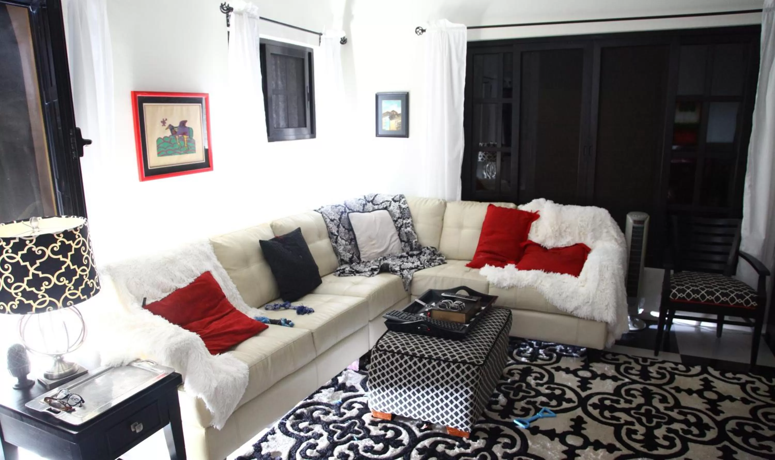 Communal lounge/ TV room in Ochenta Y Dos Bed & Breakfast & Spa