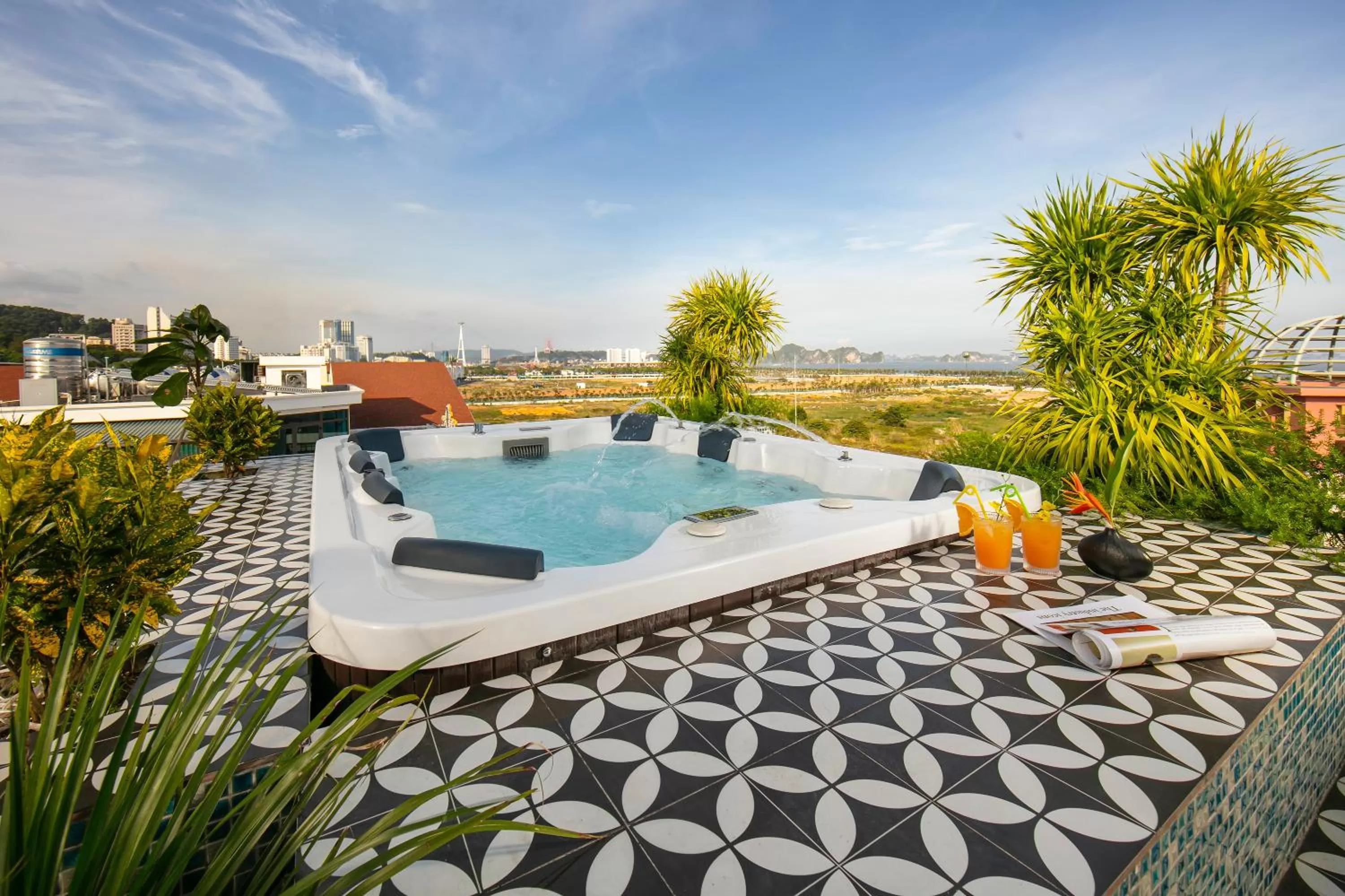 Spa and wellness centre/facilities in The Exquisite HaLong Hotel