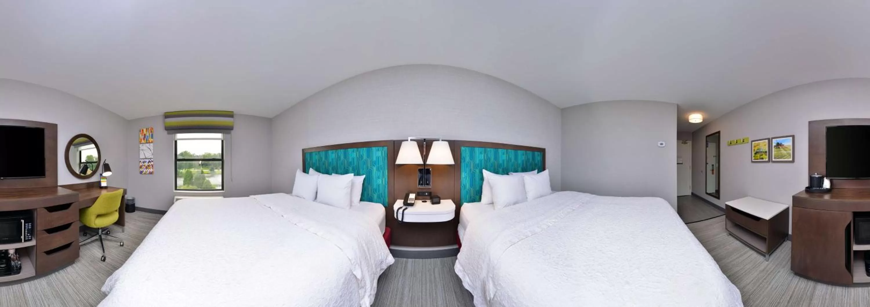 Bedroom, Bed in Hampton Inn LaPorte