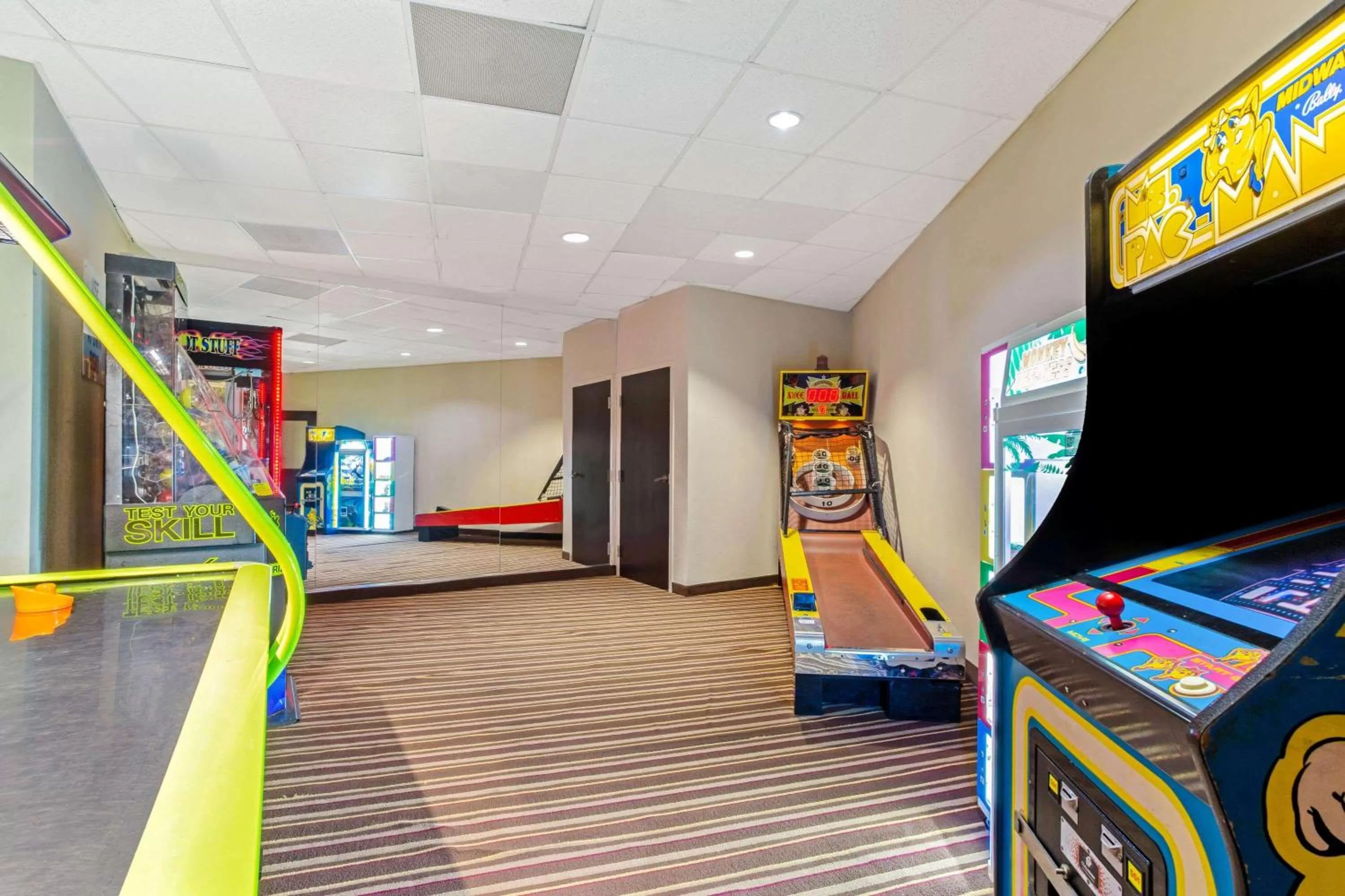 Game Room in La Quinta by Wyndham Salisbury