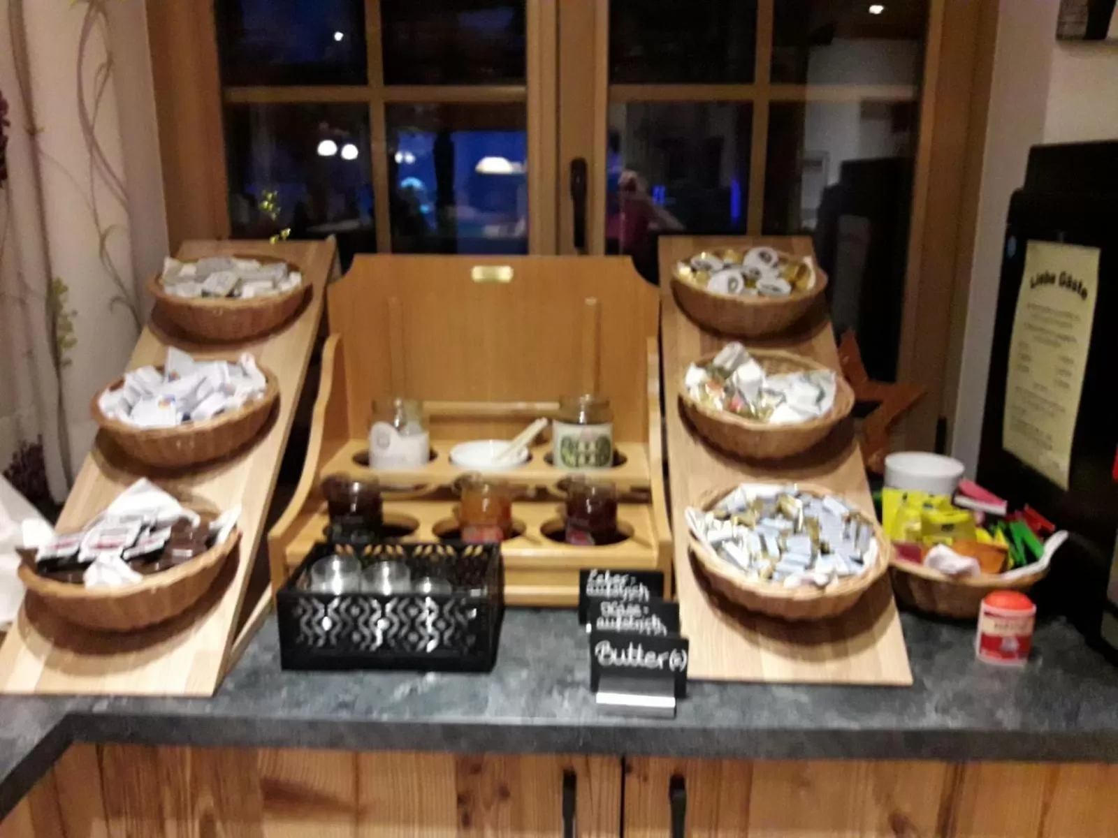 Breakfast in Hotel Aschauer Hof z'Fritzn