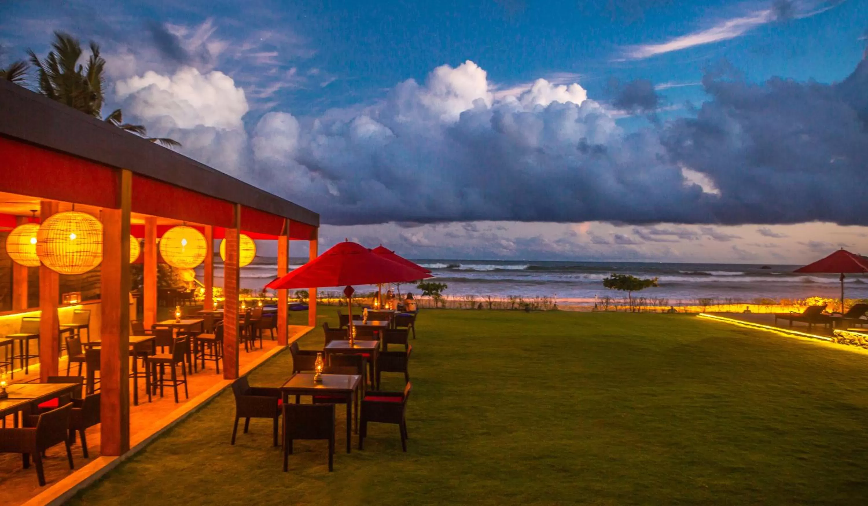 Restaurant/places to eat in W15 Weligama