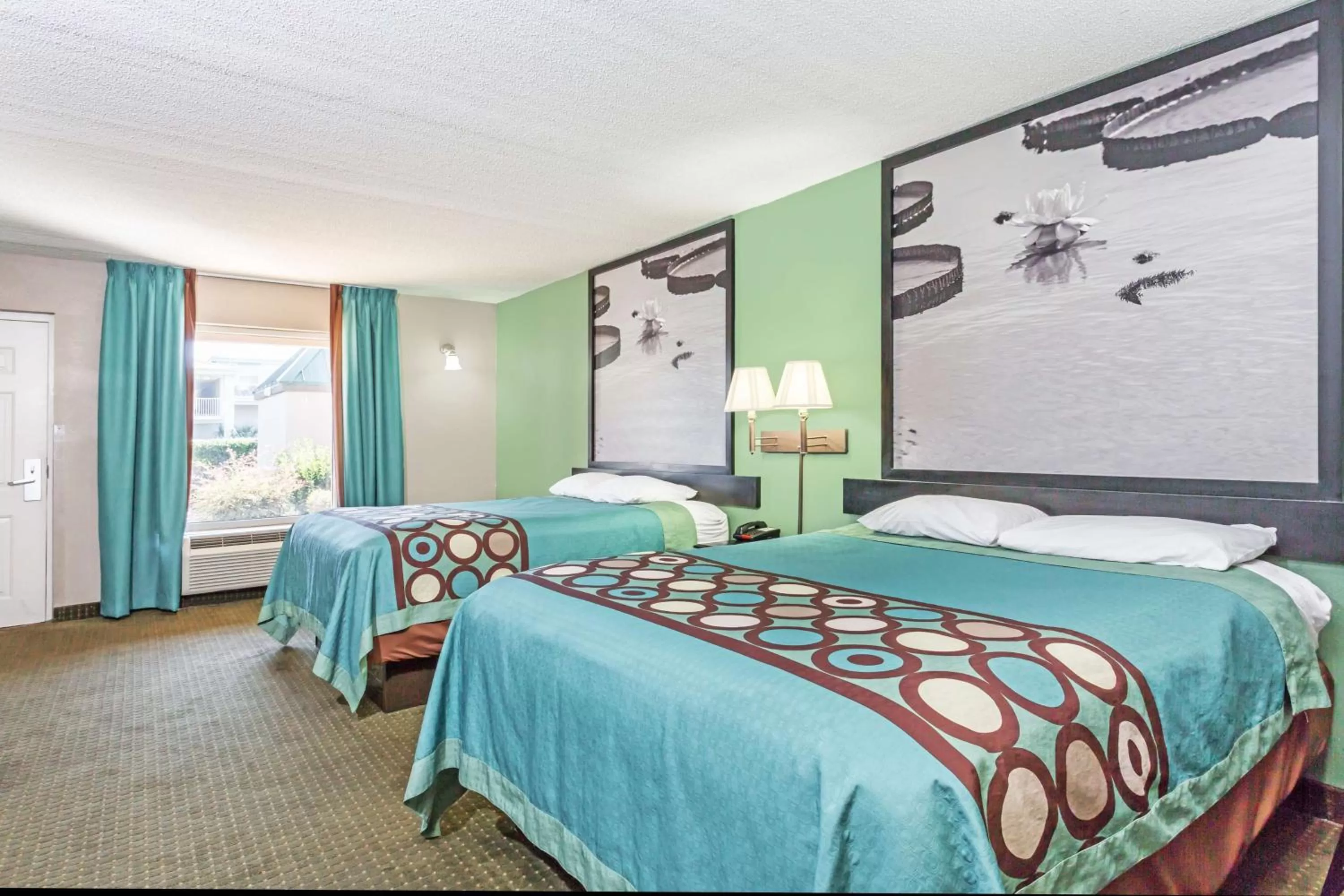 Queen Room with Two Queen Beds - Non-Smoking in Super 8 by Wyndham Marianna I-10