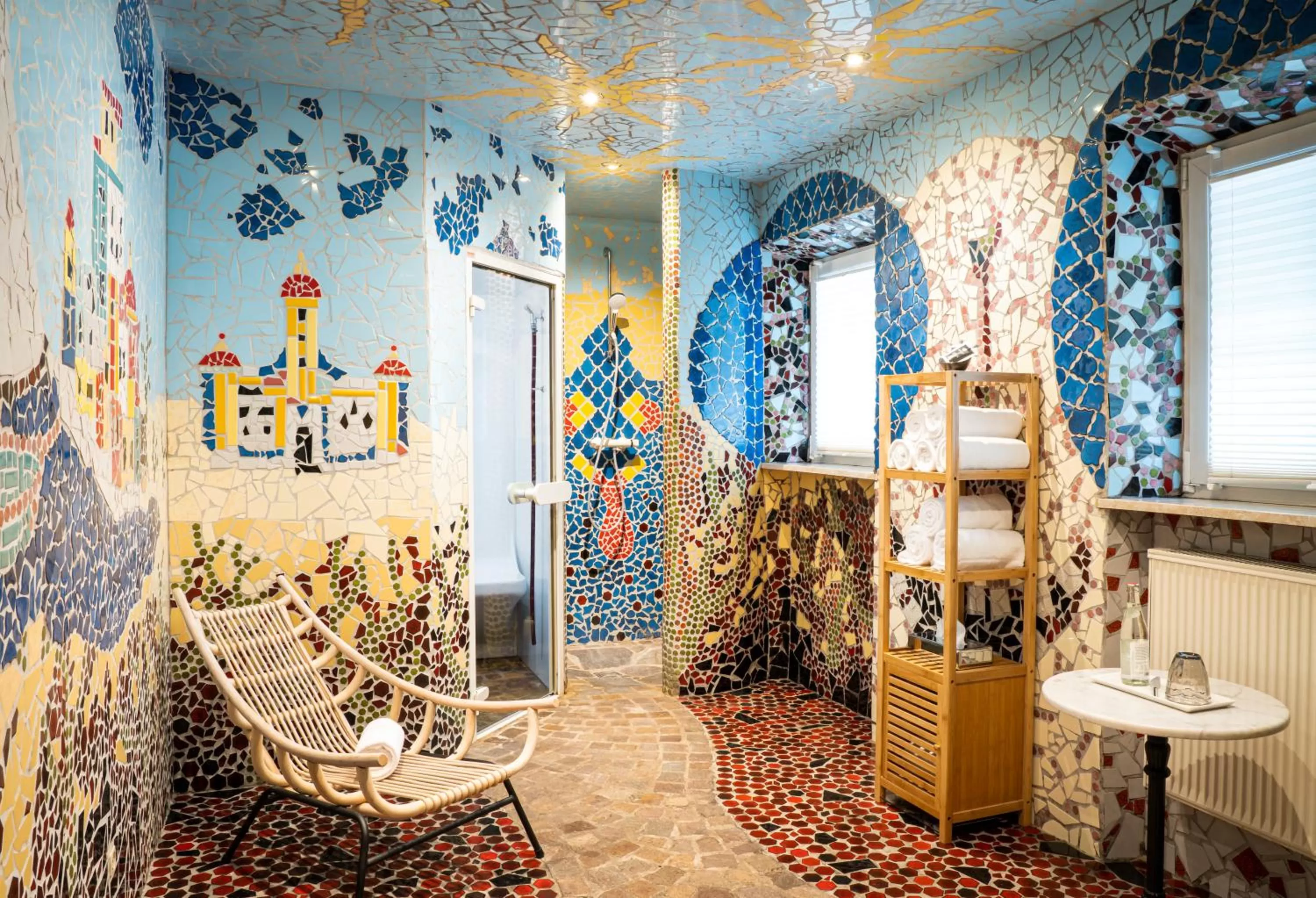 Steam room in Arthotel ANA Goggl