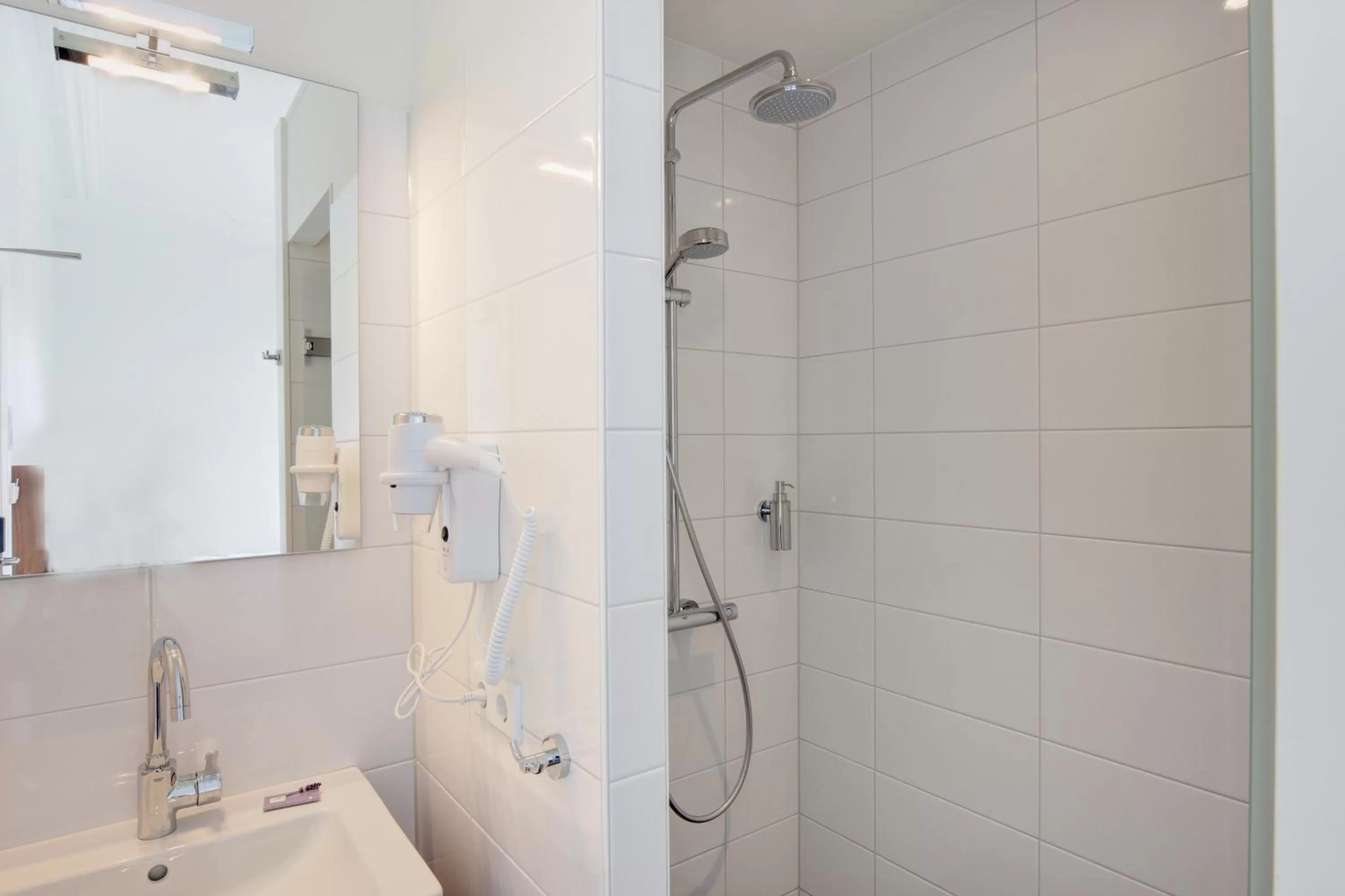 Bathroom in Hotel Loskade 45