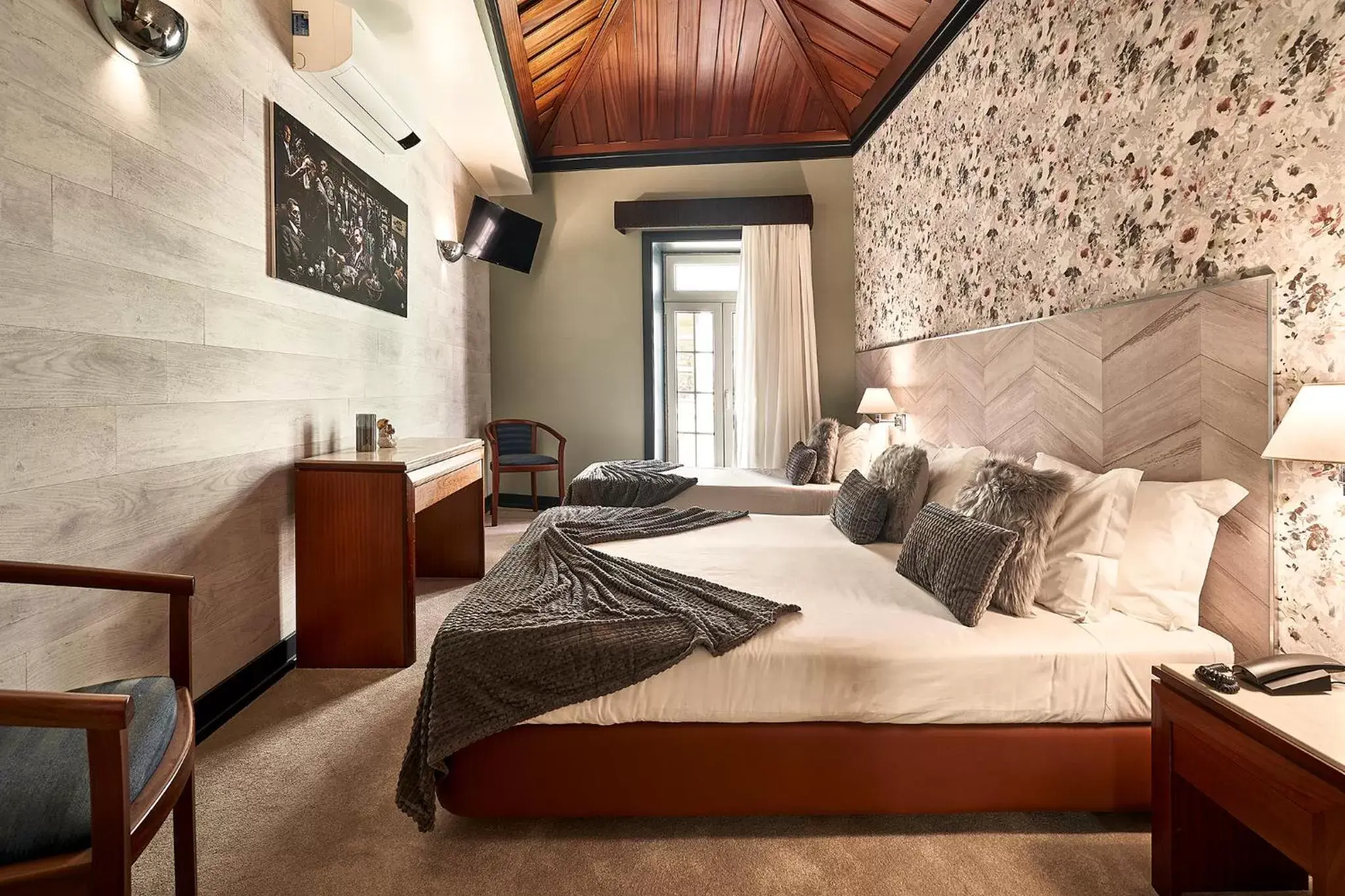 Triple Room in Galeria Suite Hotel Triple Room in Galeria Suite Hotel