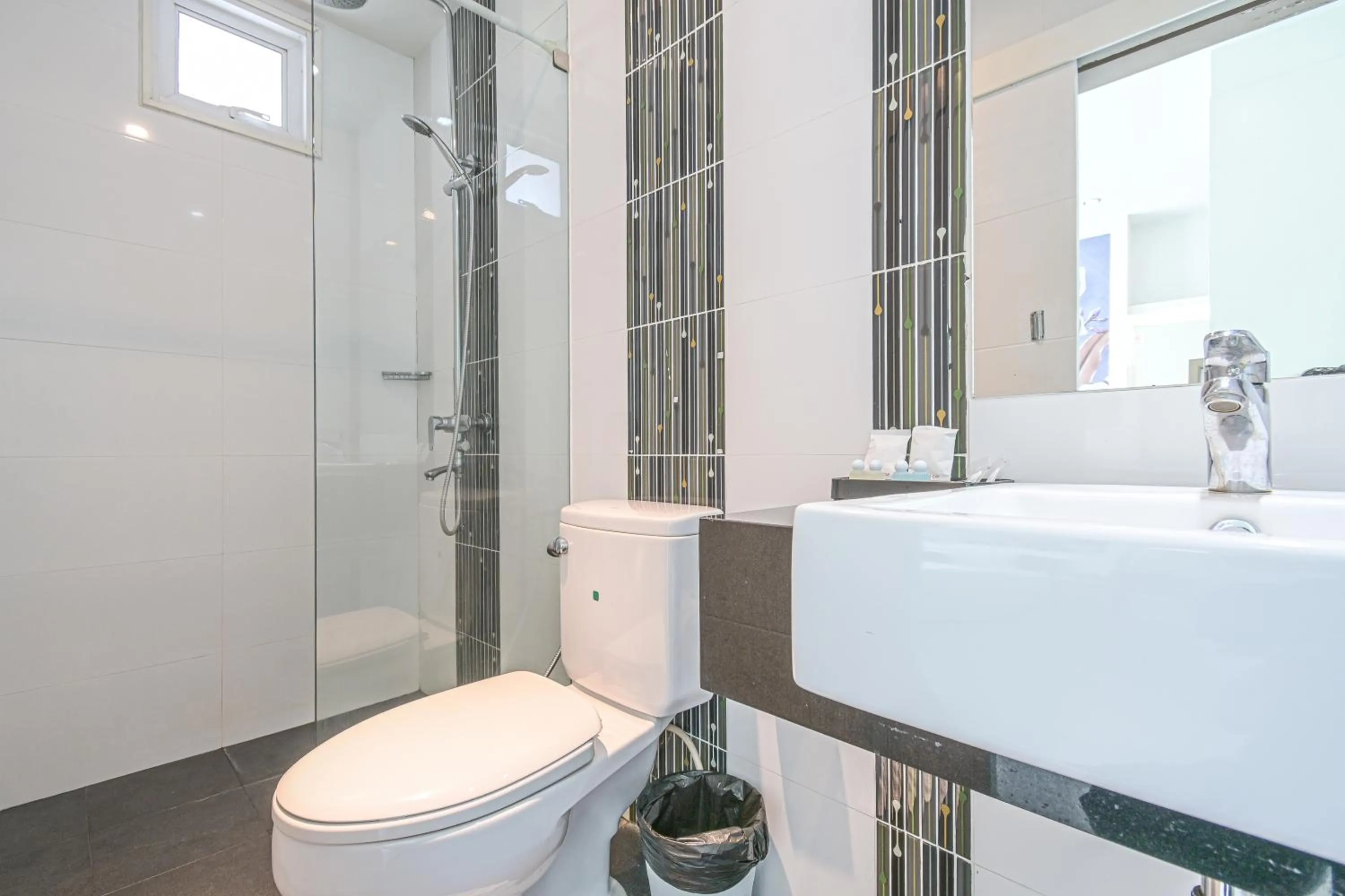 Shower in Sino Maison