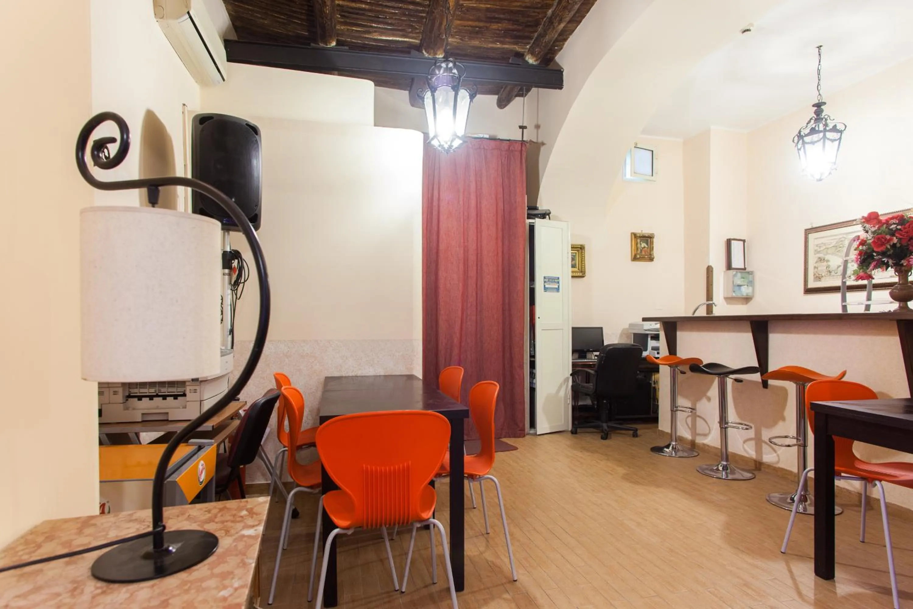 Business facilities in Hotel Toledo