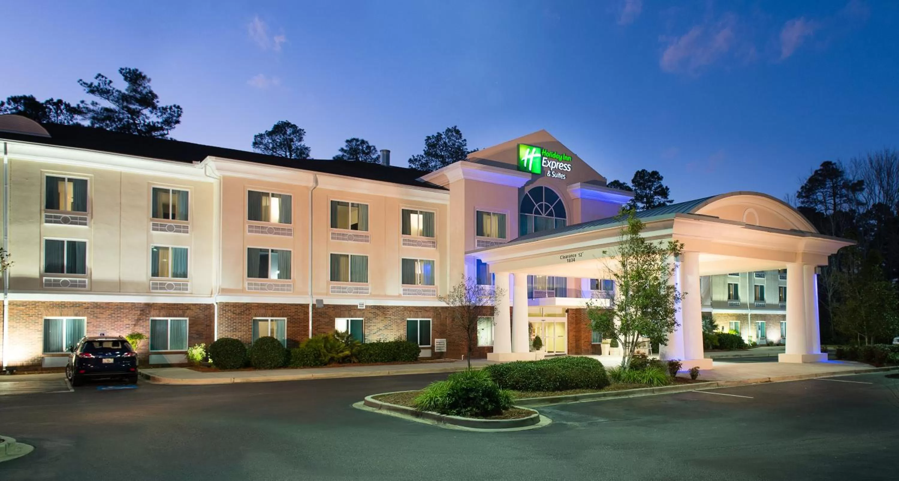 Property building in Holiday Inn Express & Suites Walterboro by IHG