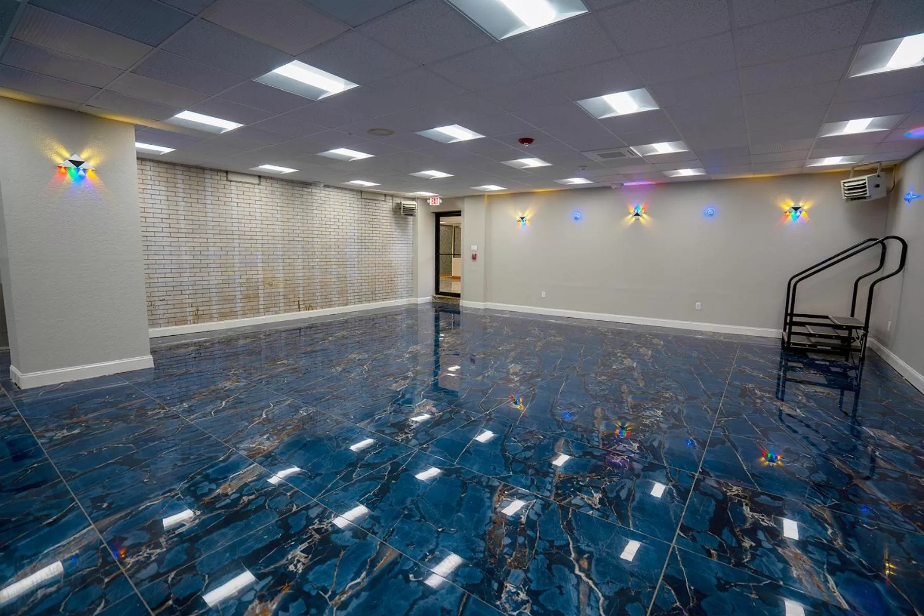 Banquet/Function facilities in Philly Inn & Suites