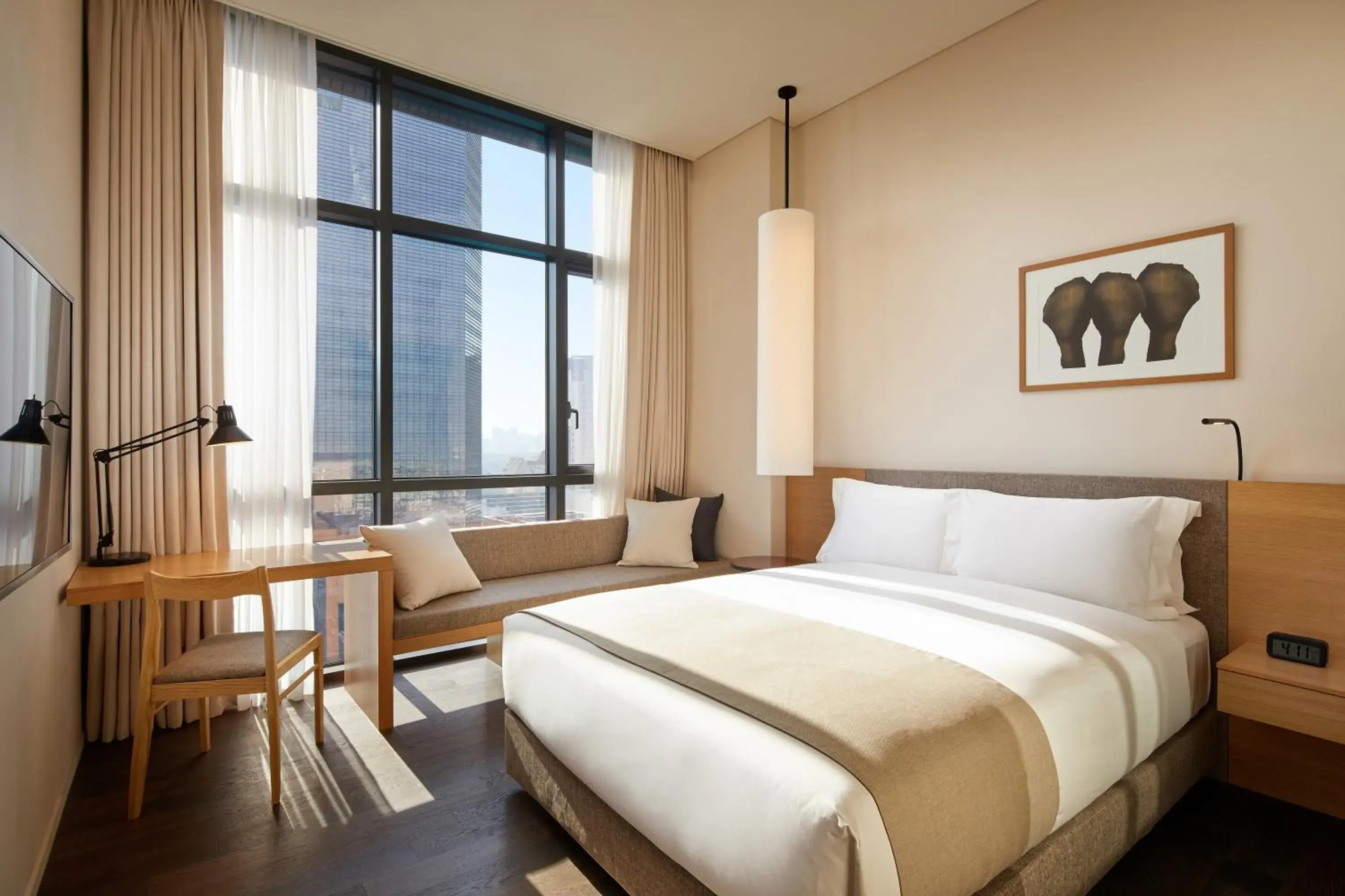 Standard Double Room with breakfast for 1 pax in Shilla Stay Samsung COEX Center Standard Double Room with breakfast for 1 pax in Shilla Stay Samsung COEX Center