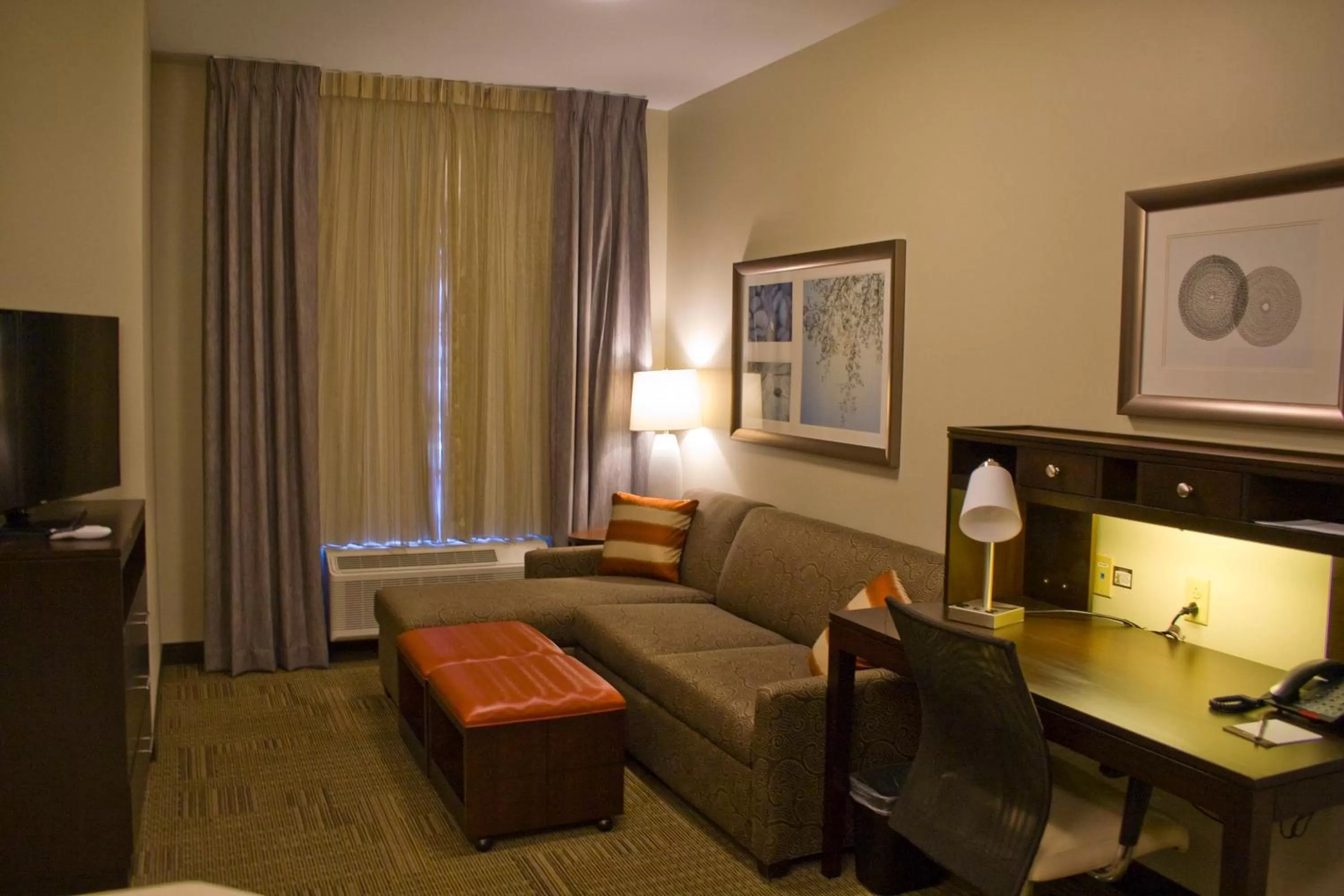 Photo of the whole room in Staybridge Suites Toledo - Rossford - Perrysburg by IHG