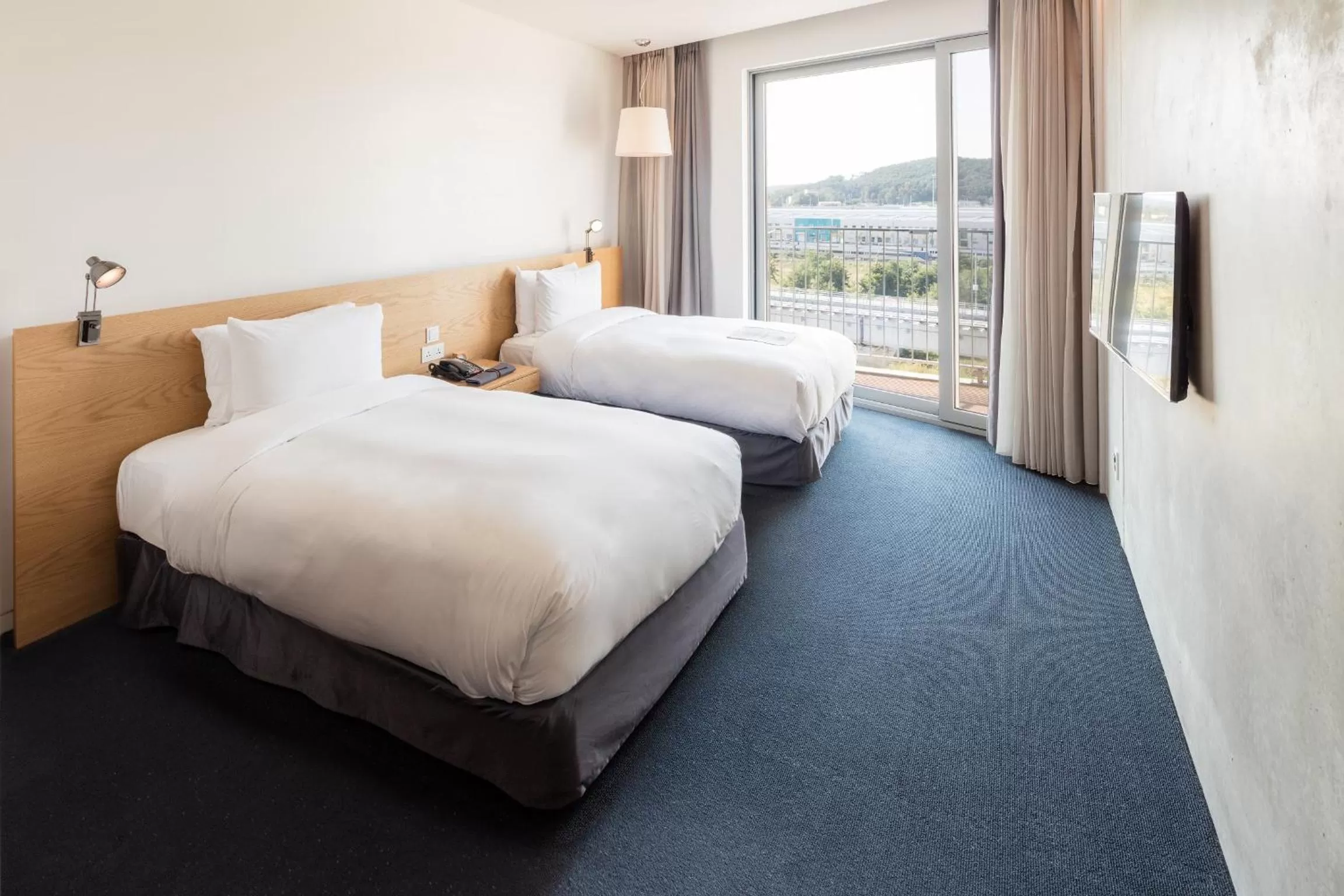 Standard Twin Room with Mountain View in Nest Hotel Incheon