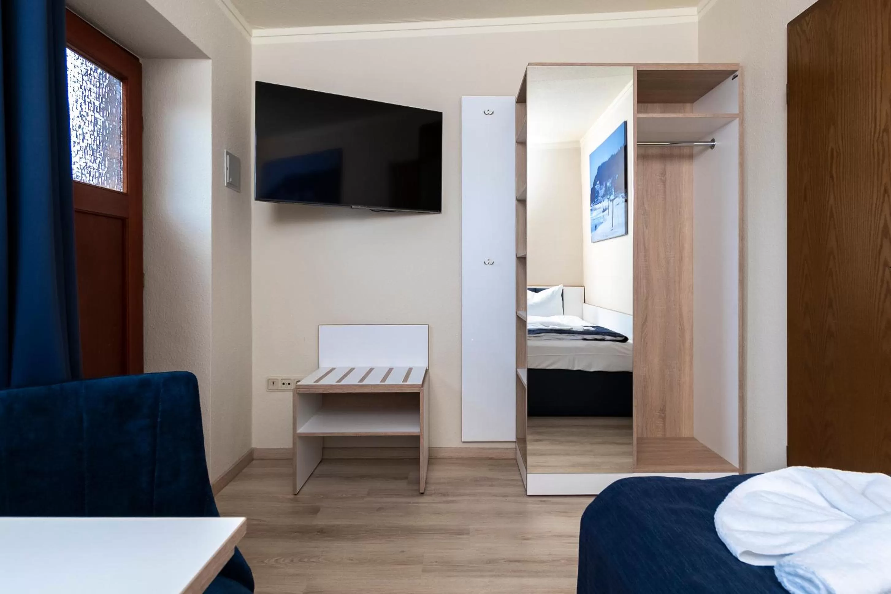 TV and multimedia, TV/Entertainment Center in Aparthotel Stralsund Studios und Apartments