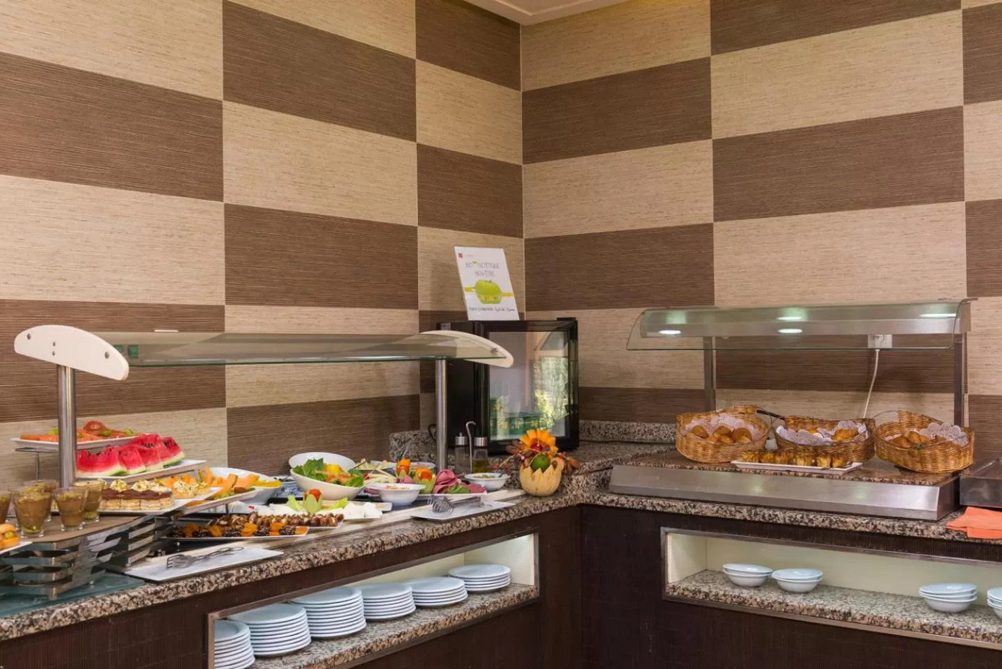 Le Corail Suites Hotel