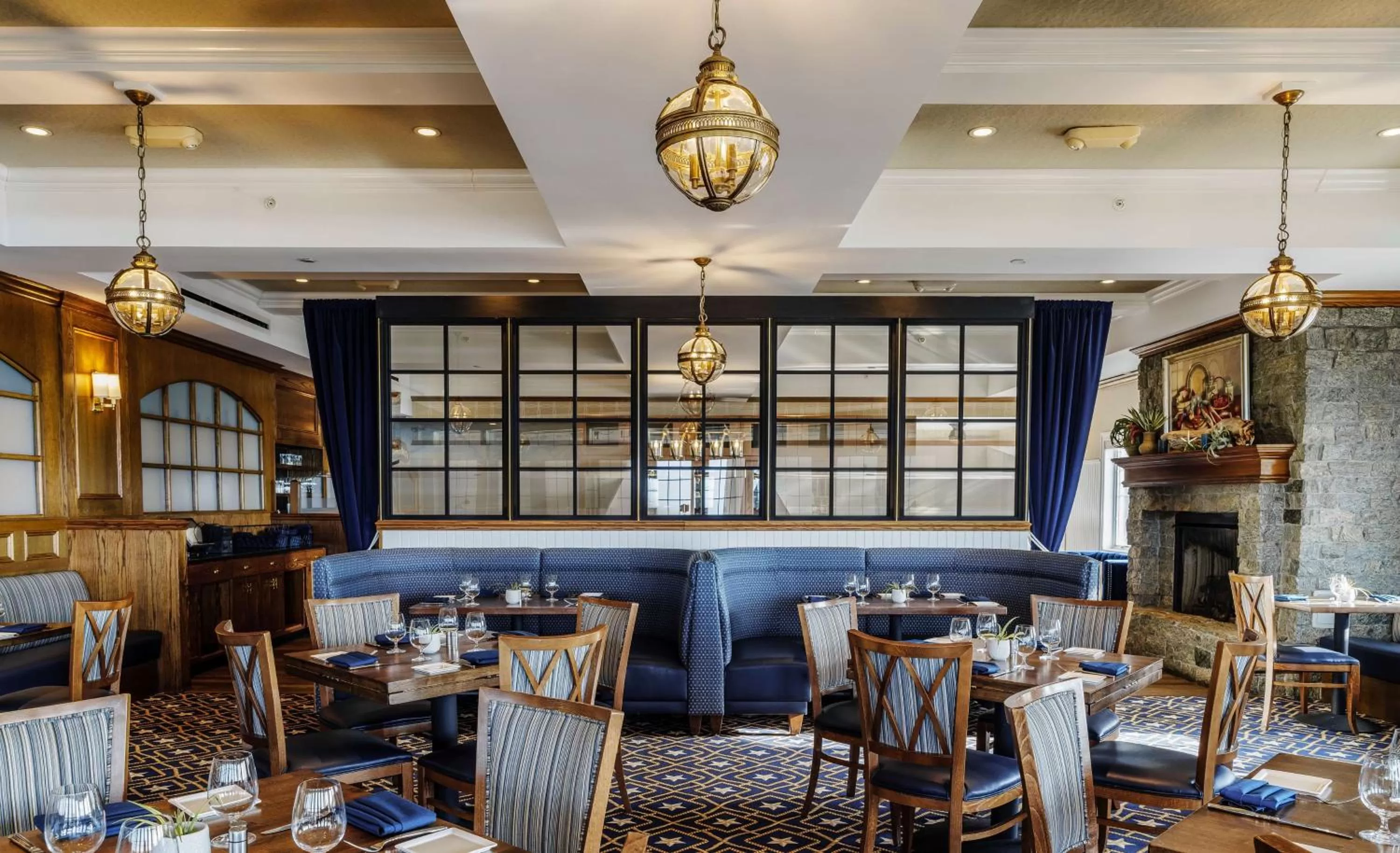 Restaurant/places to eat in Madison Beach Hotel, Curio Collection by Hilton