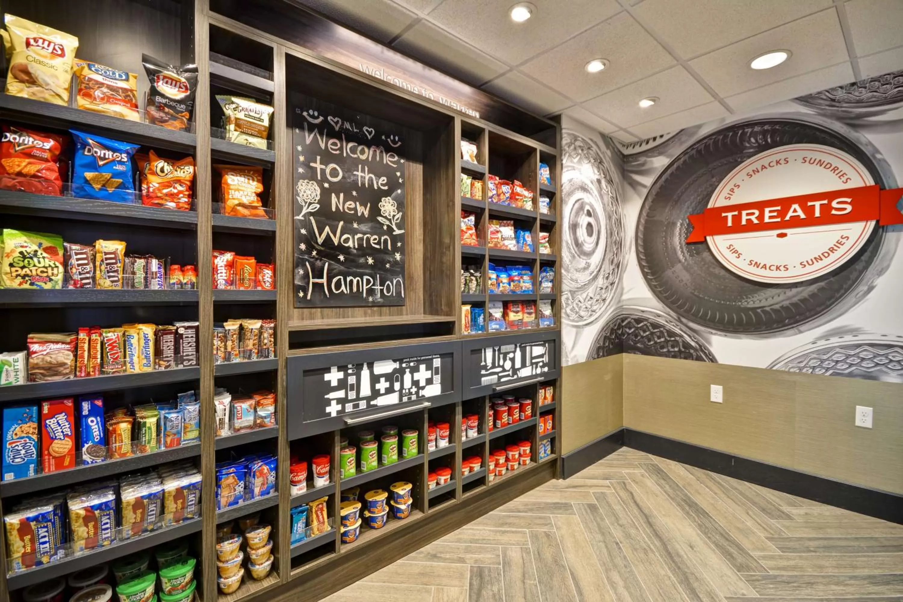 Restaurant/places to eat in Hampton Inn & Suites Detroit/Warren