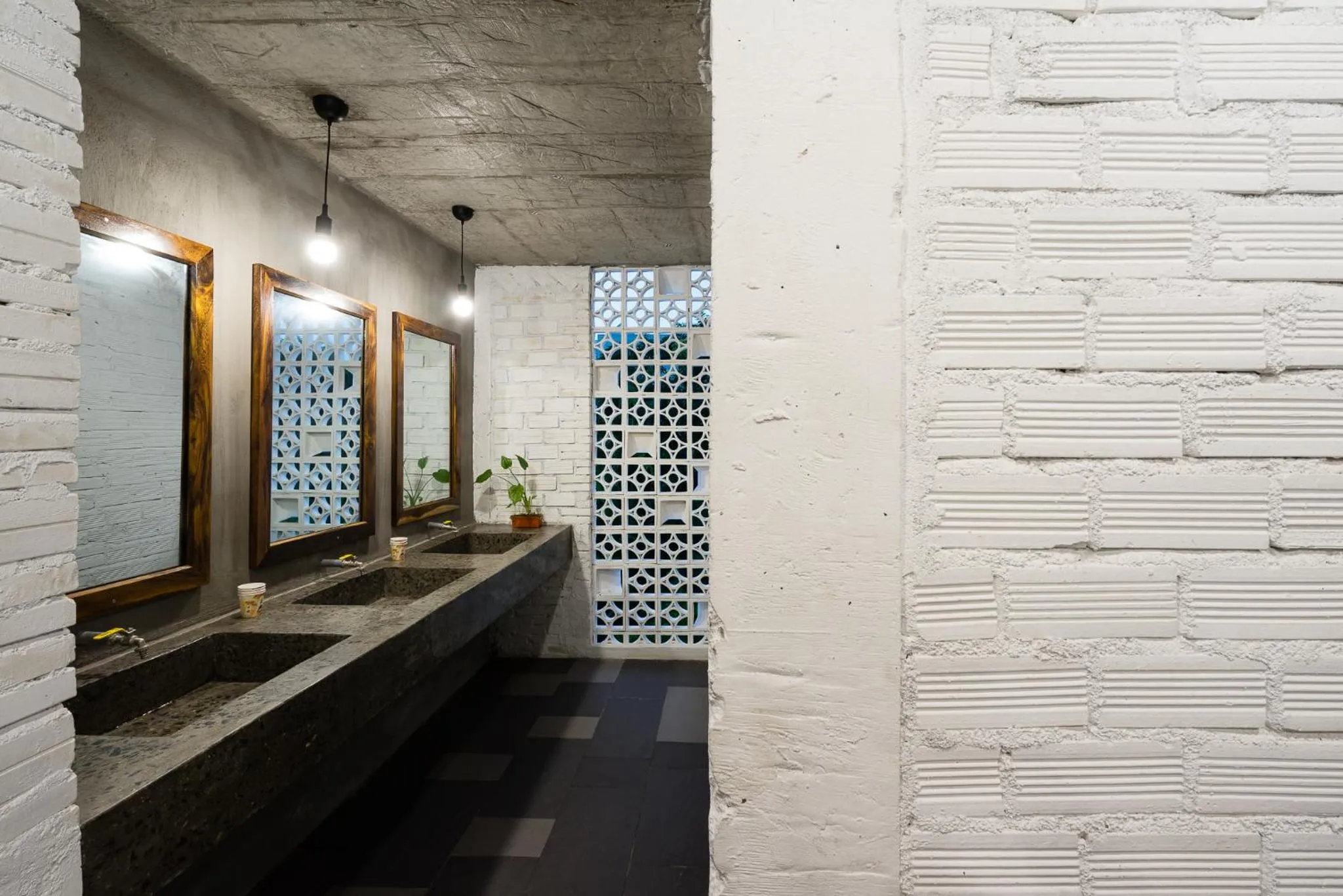 Bathroom in Ccasa Hostel