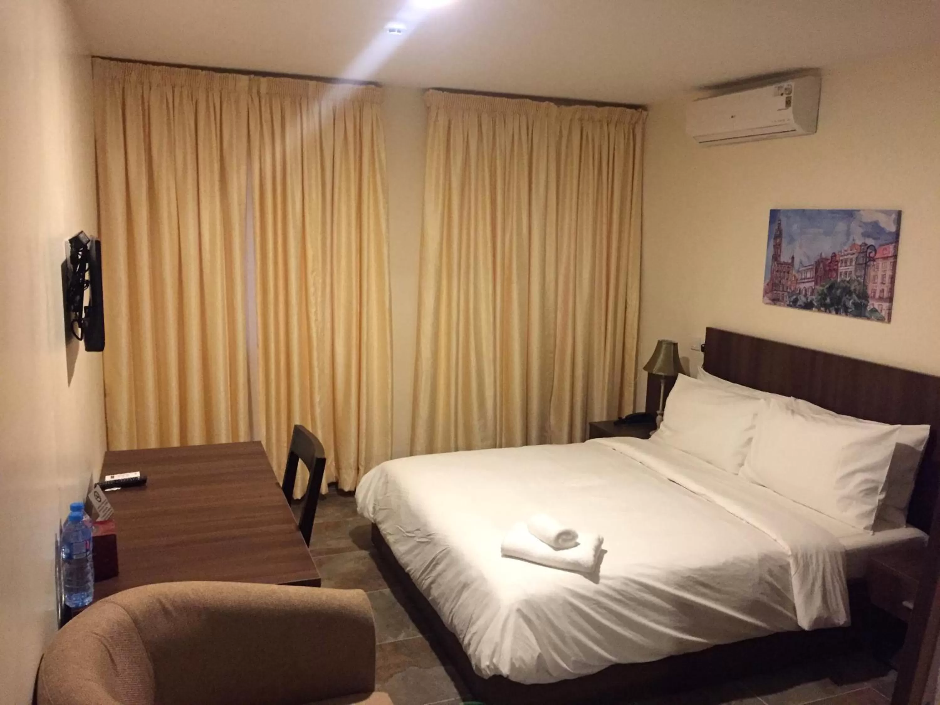 Bedroom, Bed in Sinclair Guest House