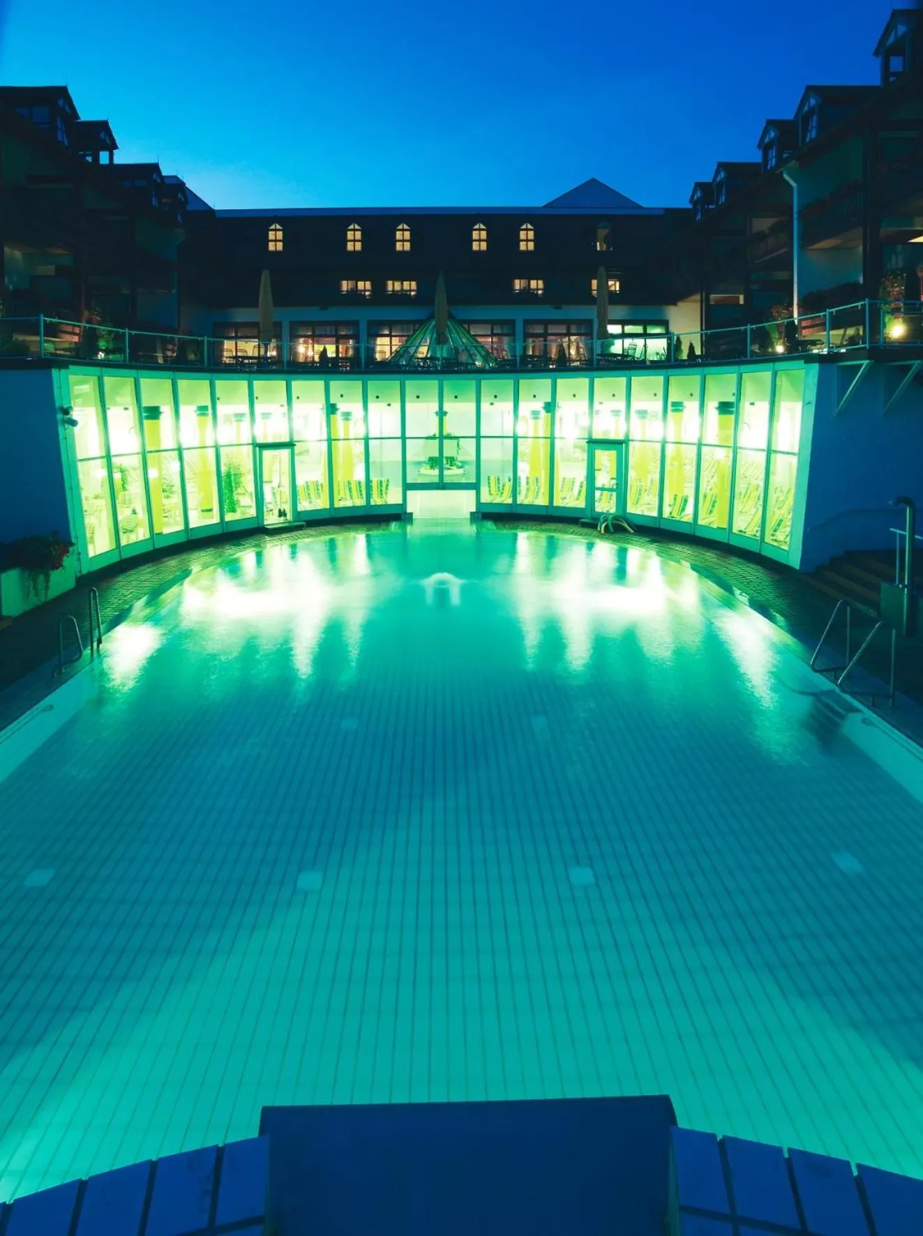 Swimming pool in Hotel Fürstenhof