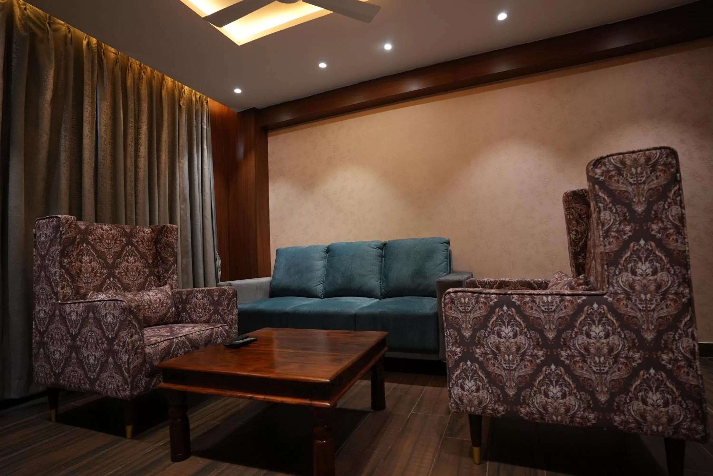 Living room in Eden Park Boutique Hotel