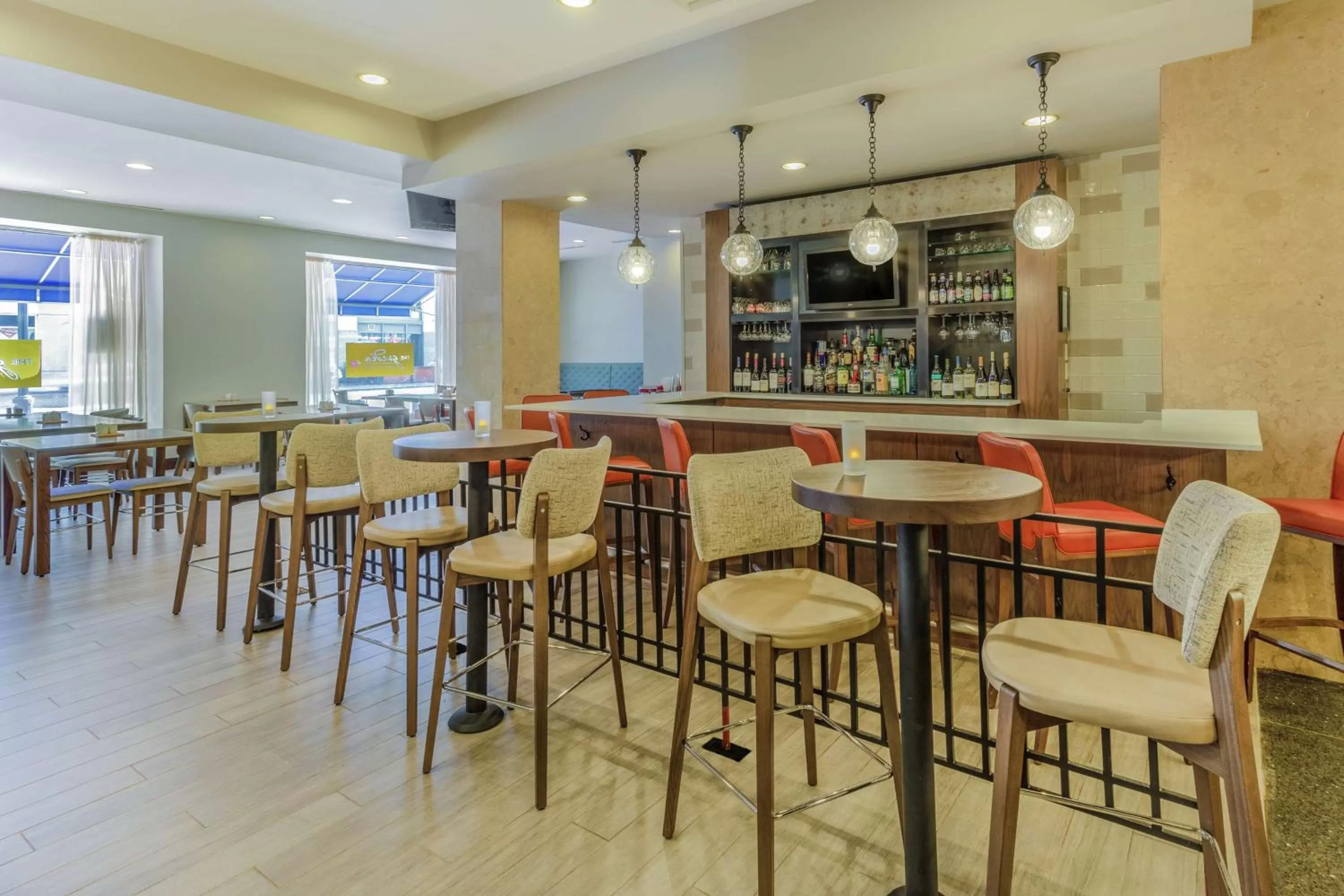 Restaurant/places to eat in Hilton Garden Inn Indianapolis Downtown