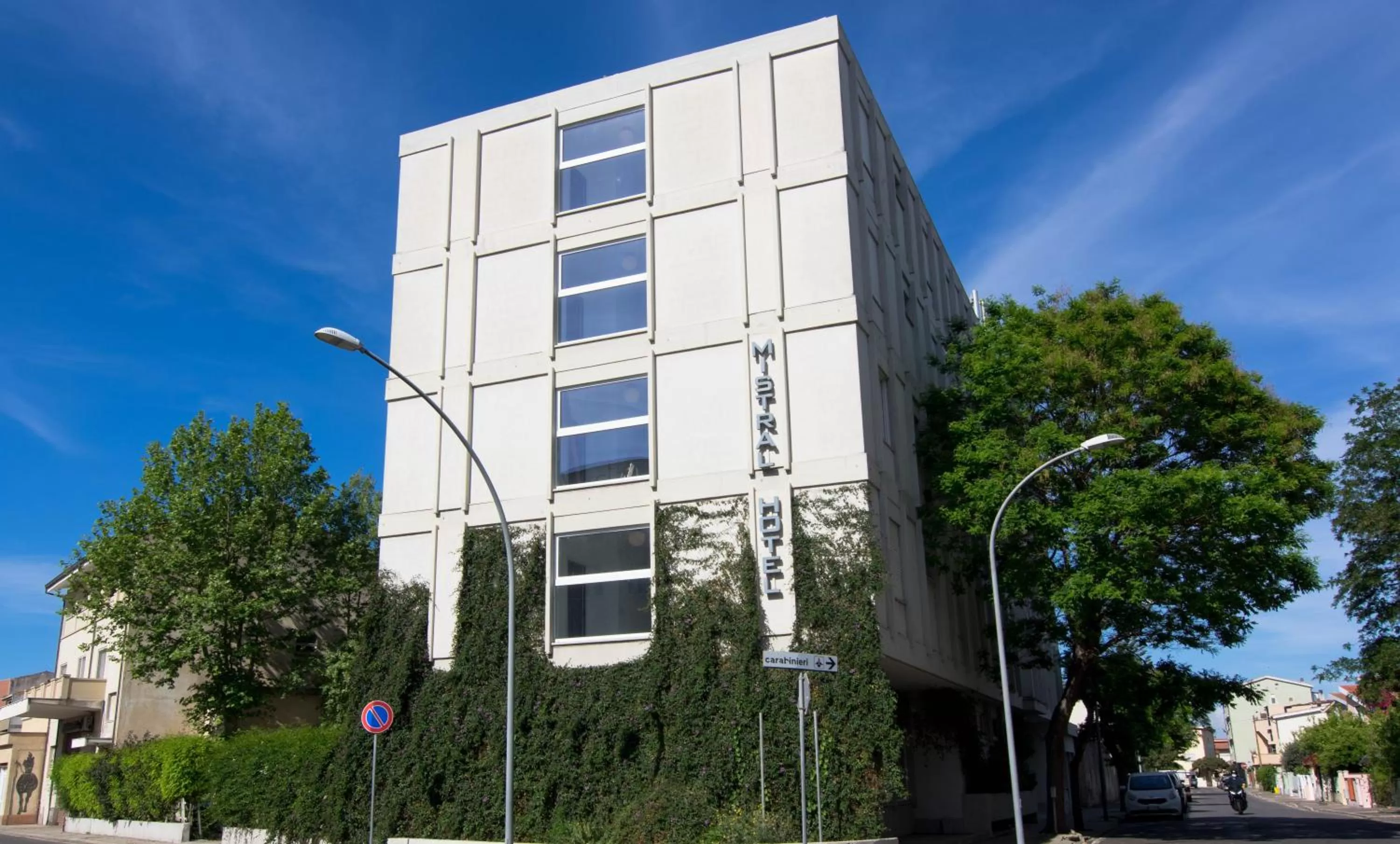 Property building in Hotel Mistral