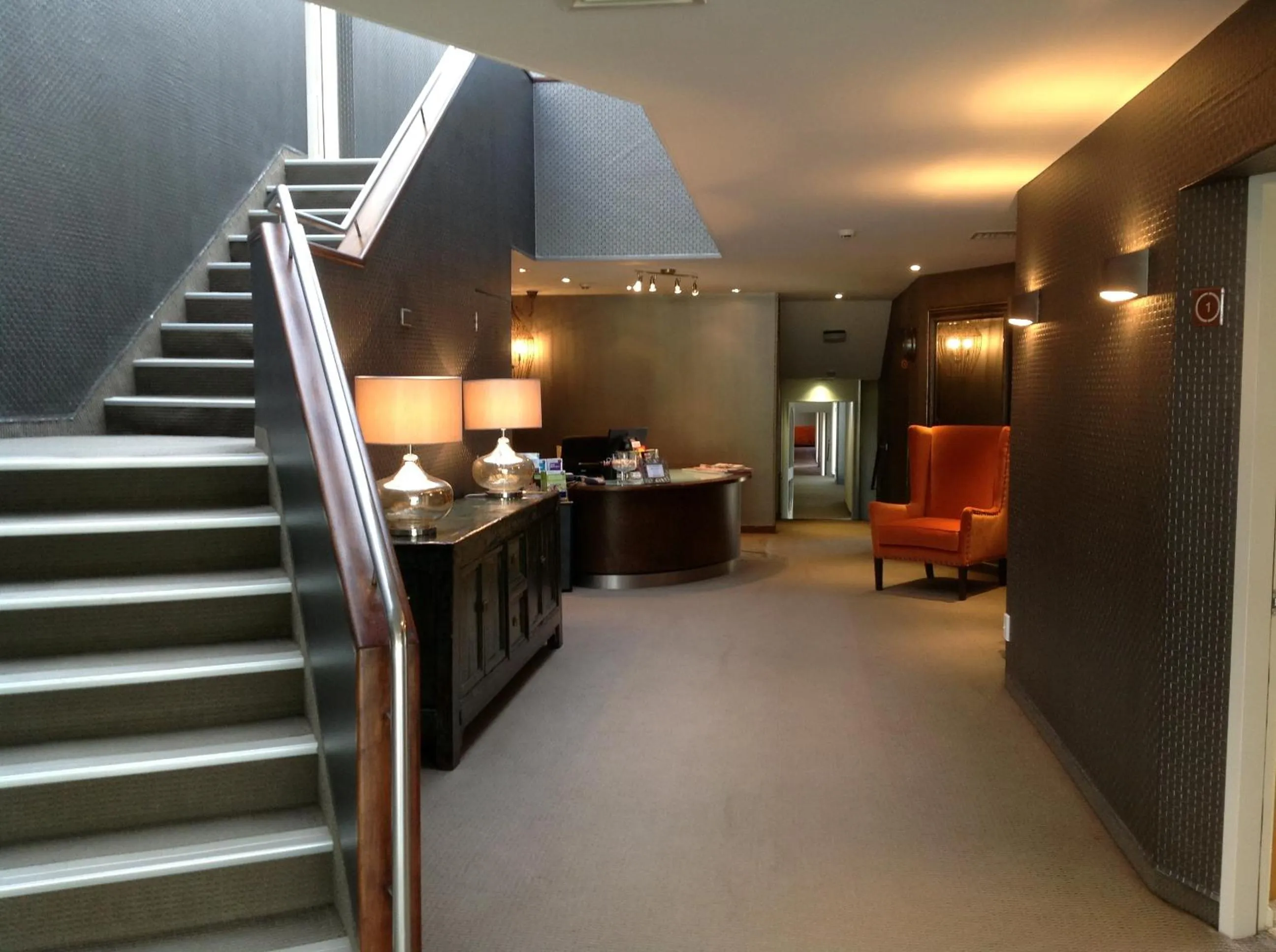 Lobby or reception in The Cove- On The Lake