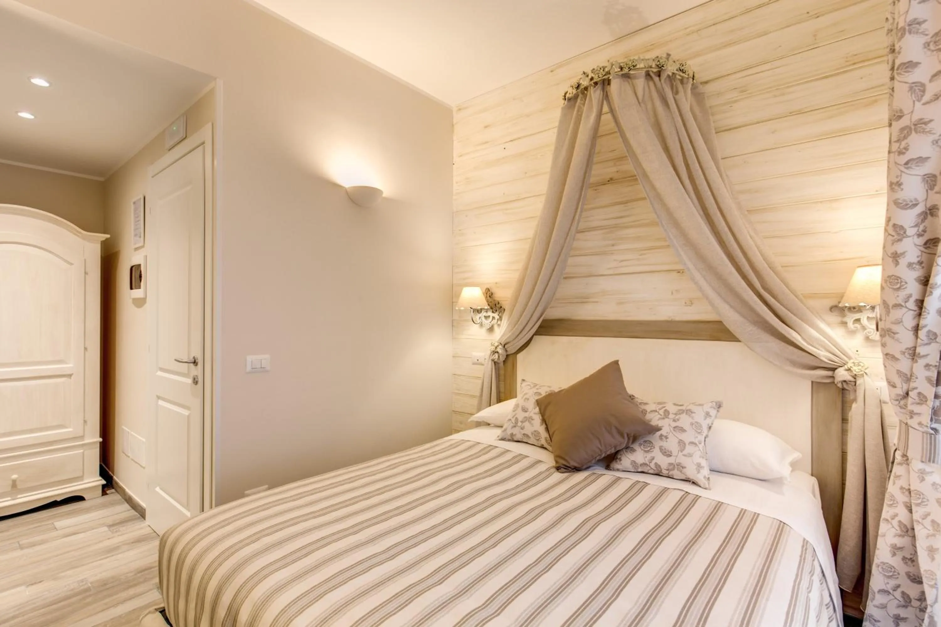 Bedroom, Bed in Casa Tua Vaticano Guest House