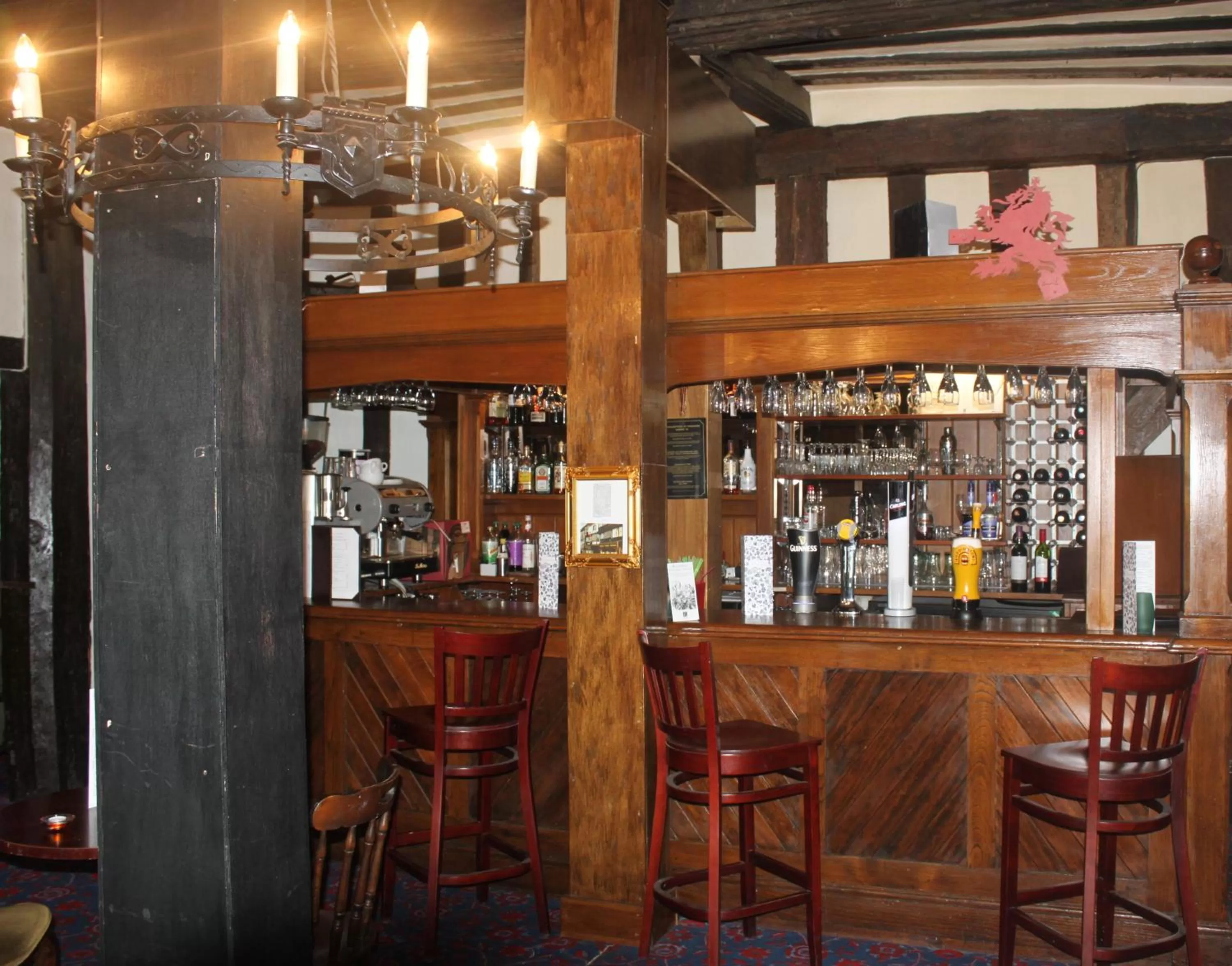 Lounge or bar in Brook Red Lion Hotel