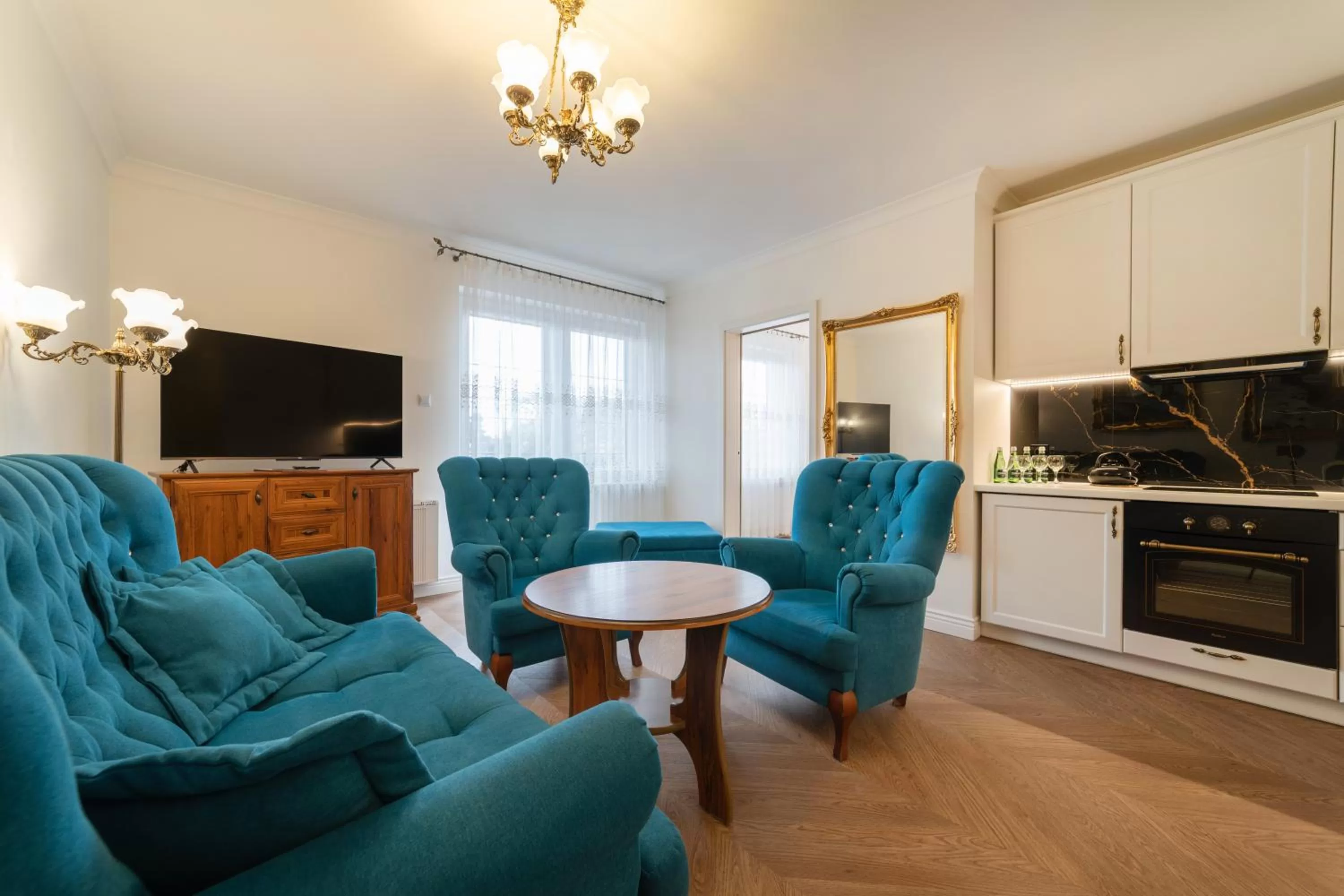 TV and multimedia, Seating Area in Pensjonat & Restauracja Admirał