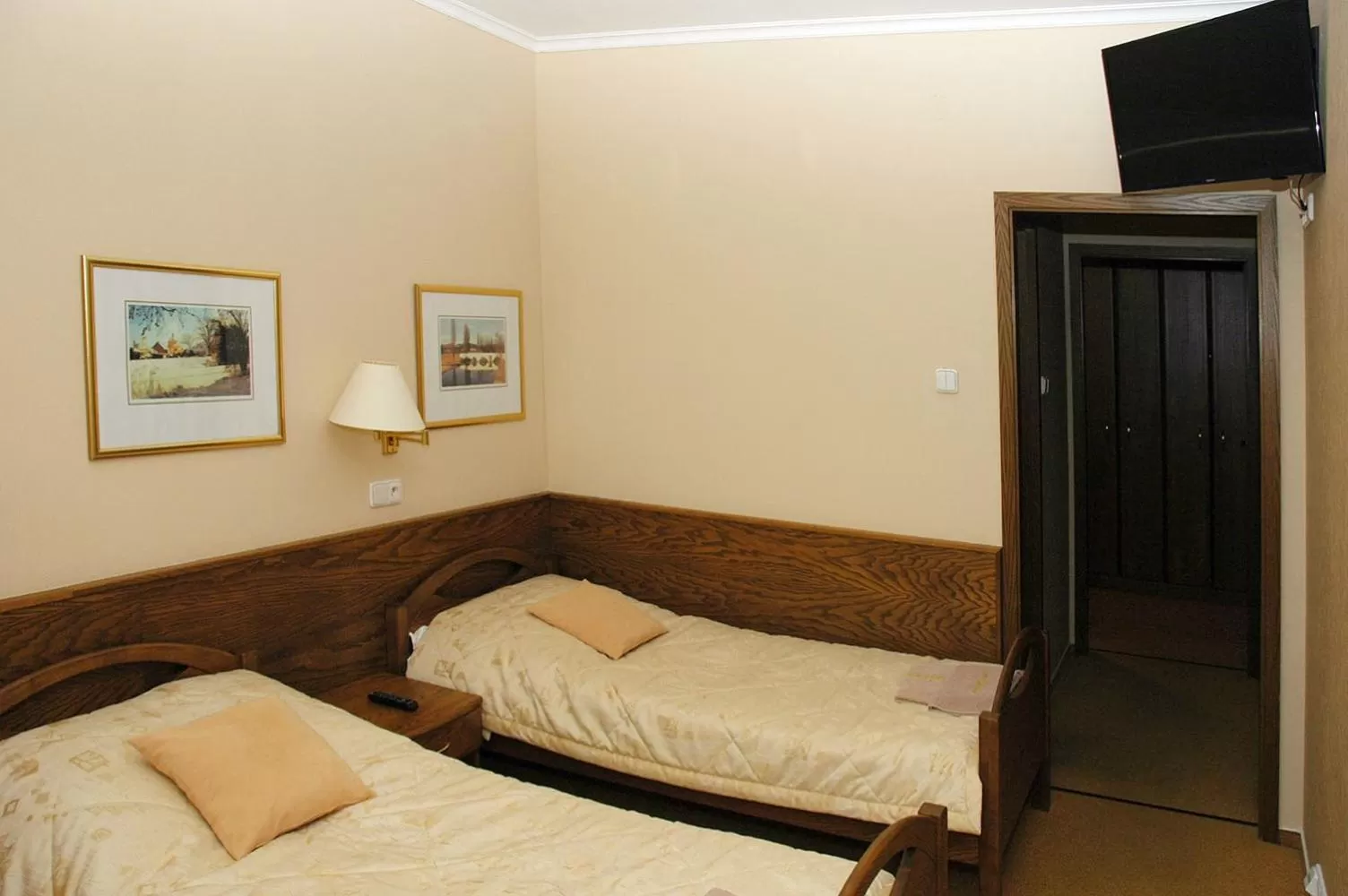 Bed in Hotel Restaurant Modrá Hvězda