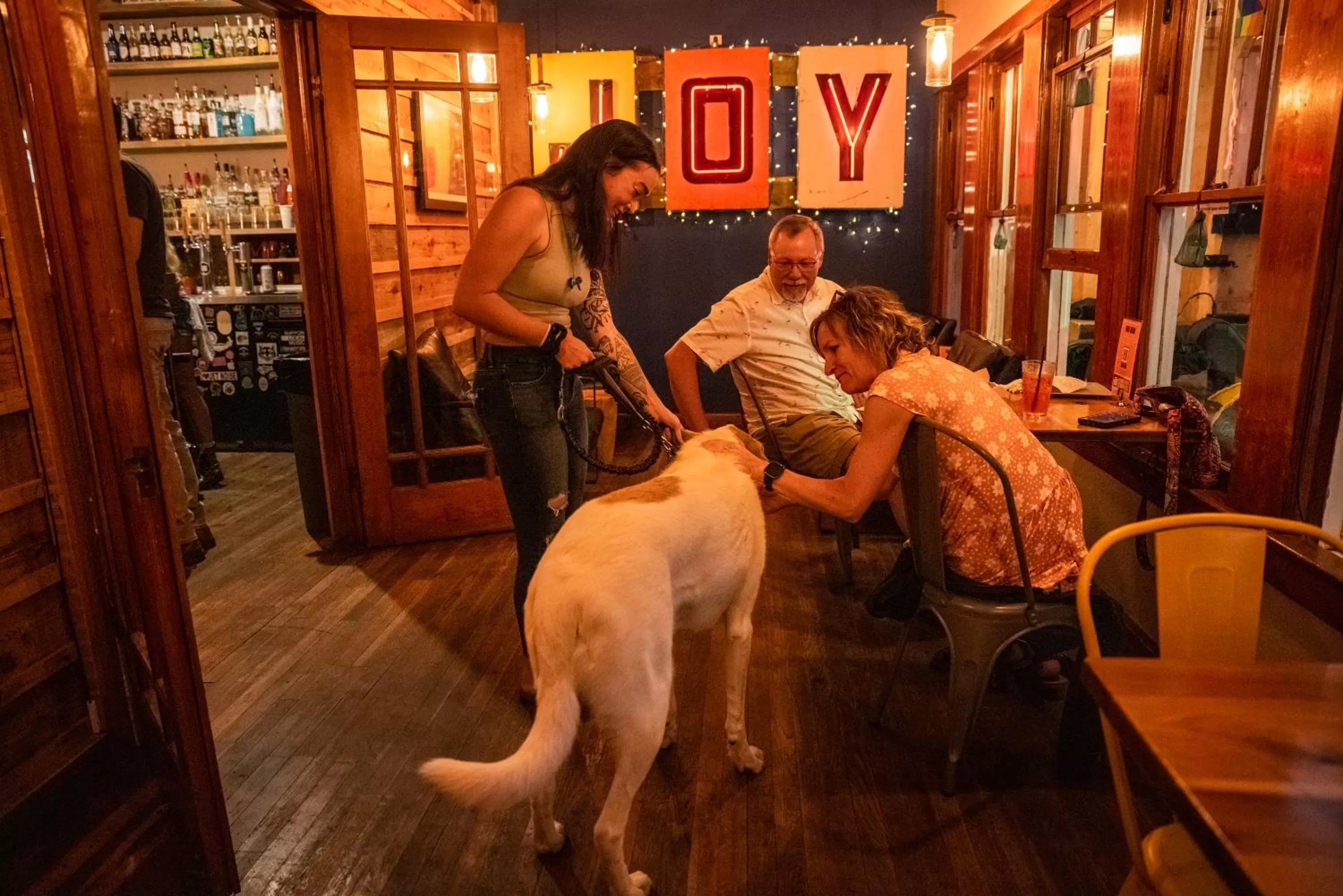 People in The Wanderoo Lodge