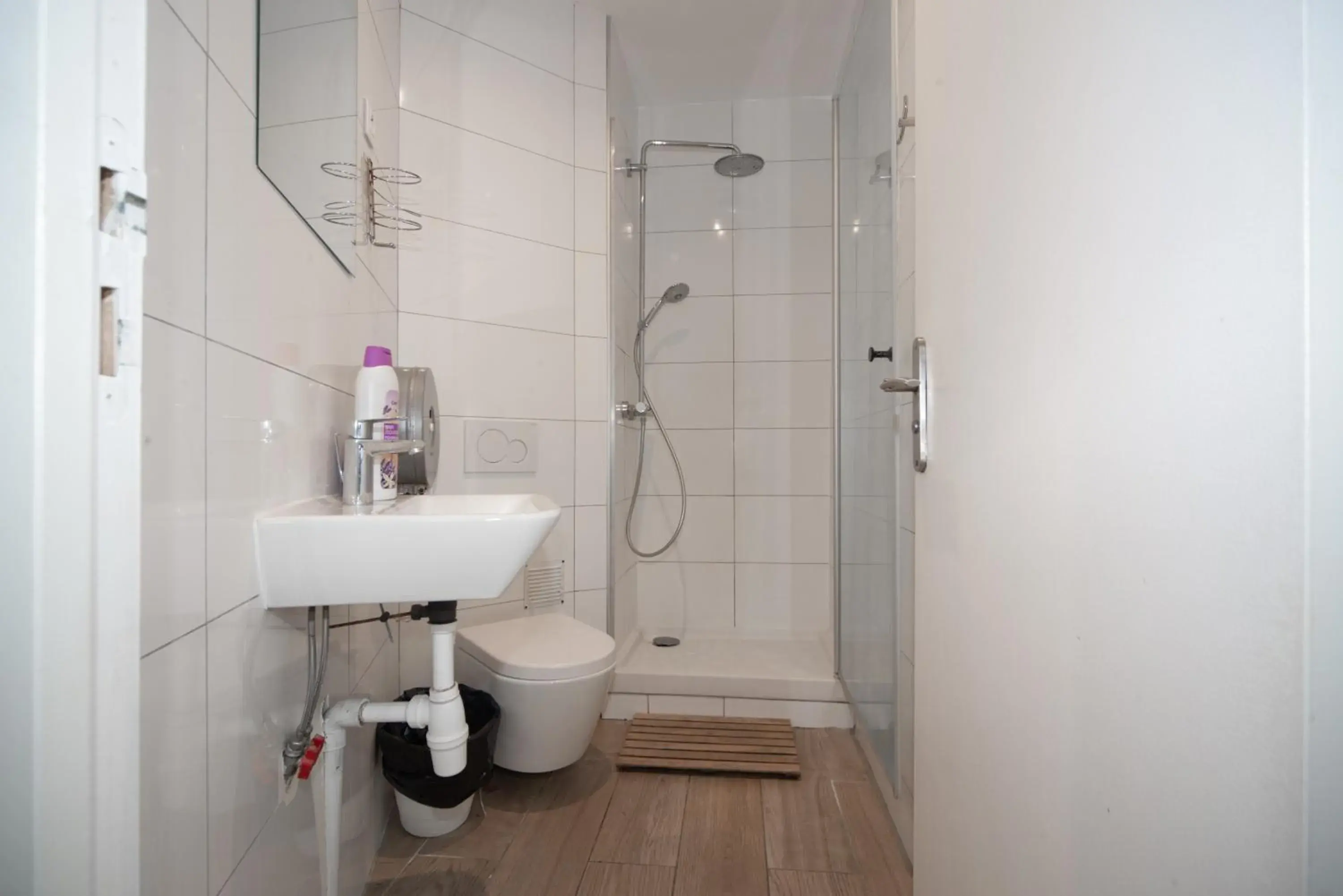 Bed in 4-Bed Female Dormitory Room in Enjoy Hostel Bed in 4-Bed Female Dormitory Room in Enjoy Hostel