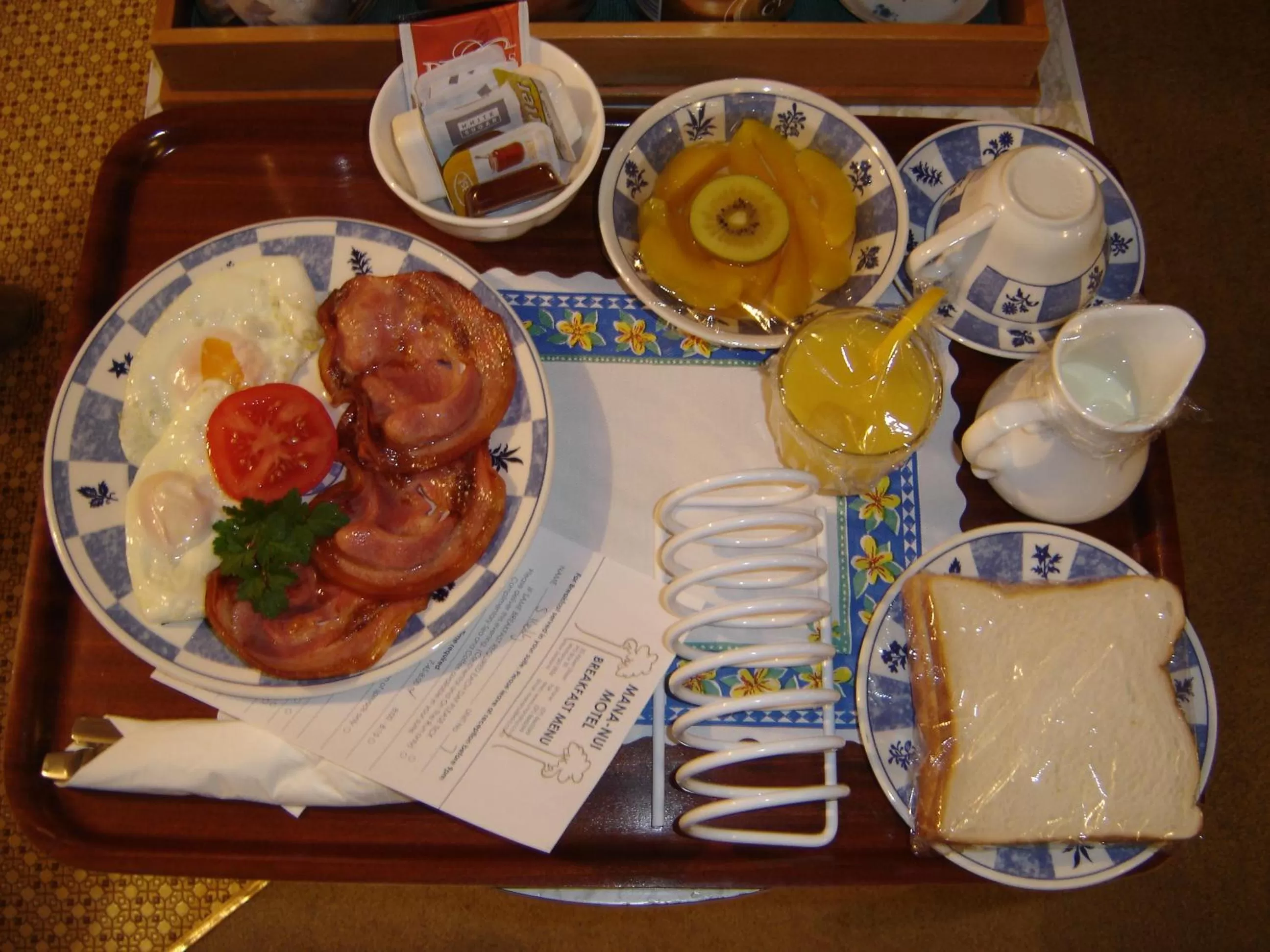 Breakfast in Mana-Nui Motel