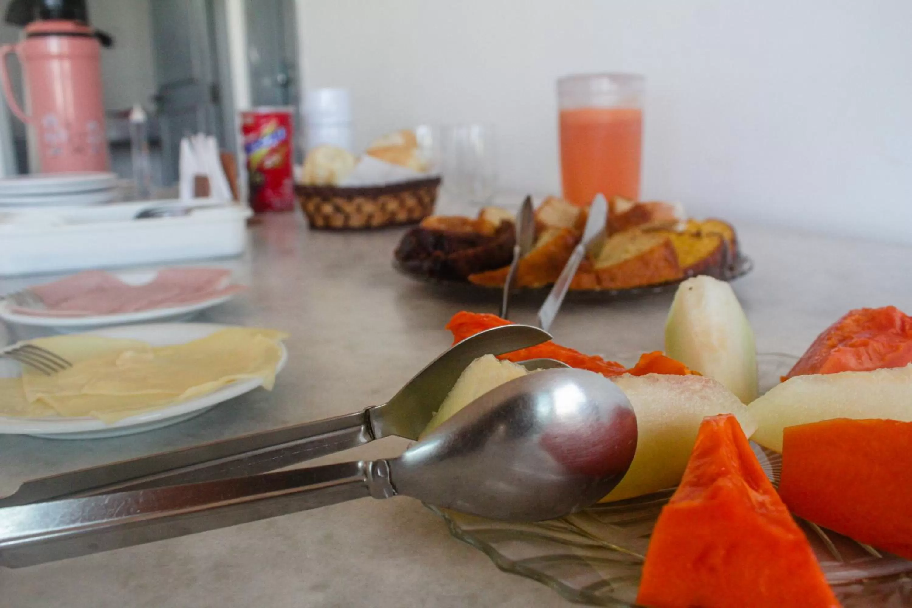 Breakfast, Food in Pousada Solar das Flores