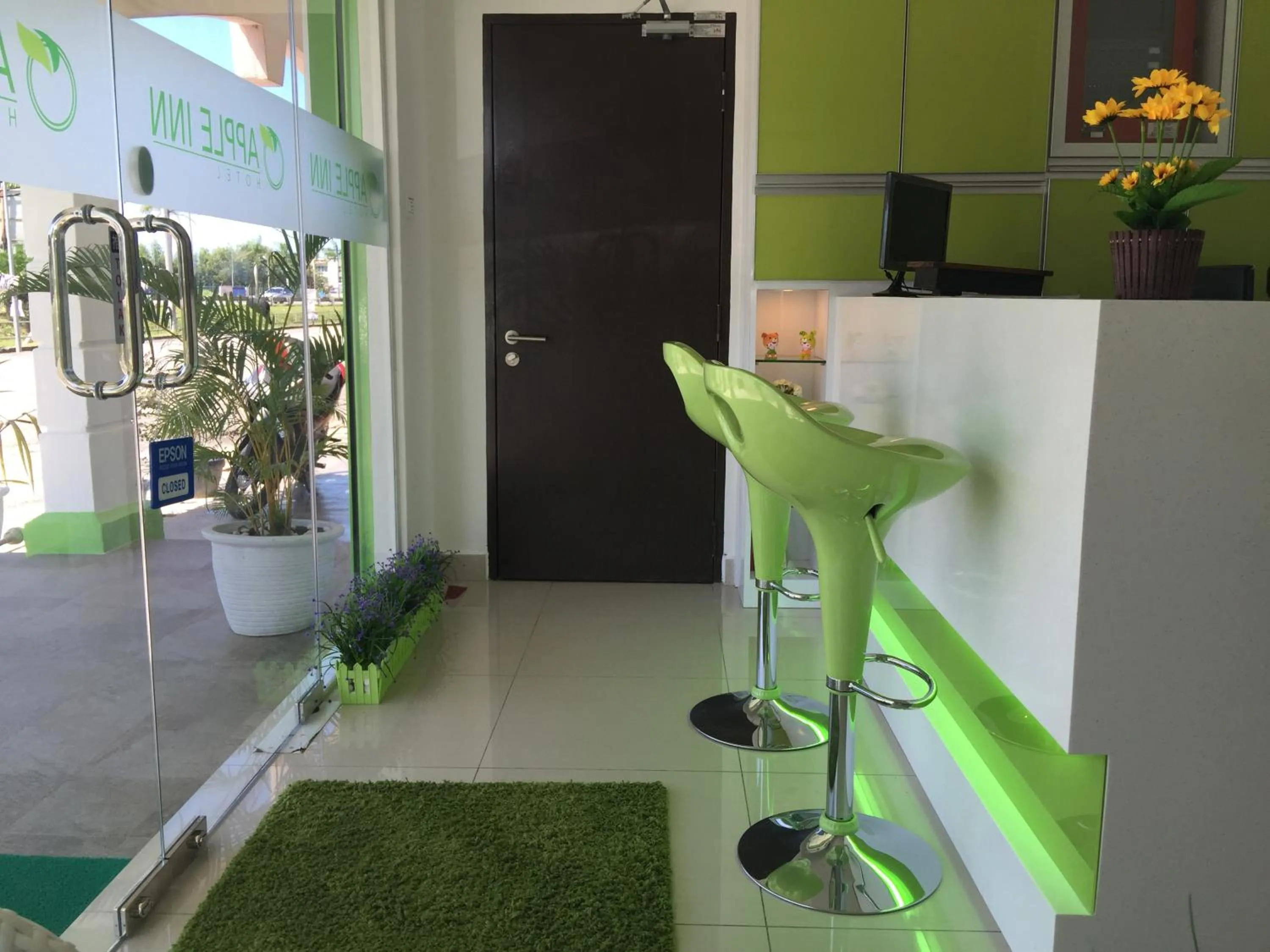 Facade/entrance in Apple Inn Hotel