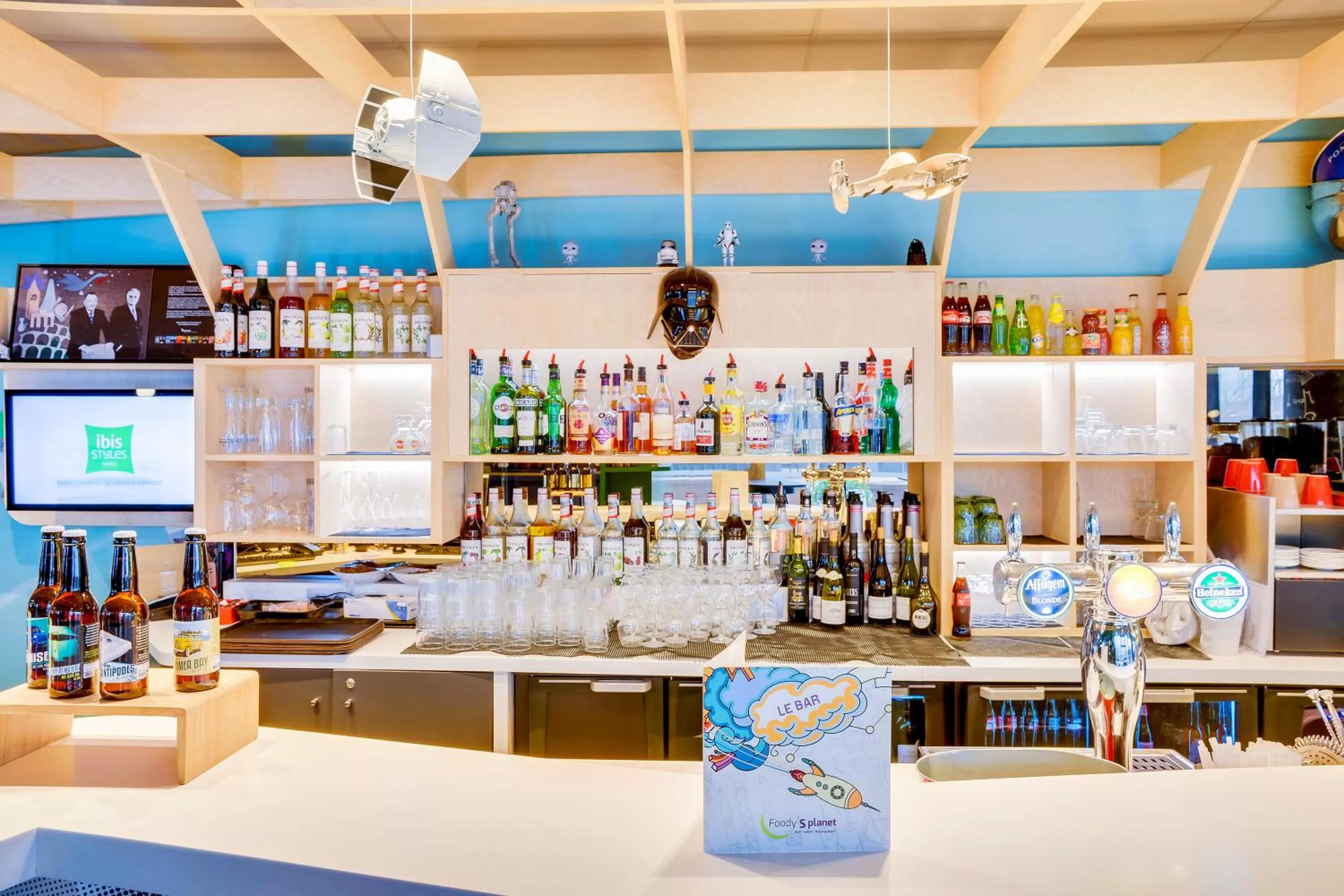 Lounge or bar in ibis Styles Paris Charles de Gaulle Airport