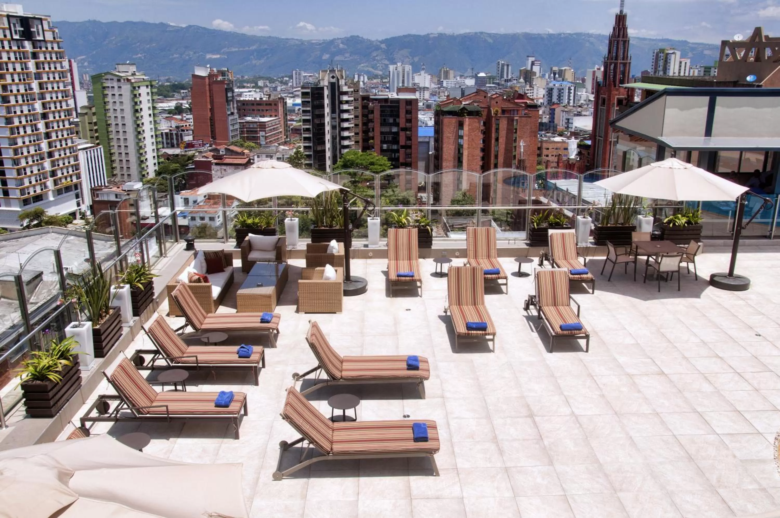 Balcony/Terrace in Hotel Dann Carlton Bucaramanga