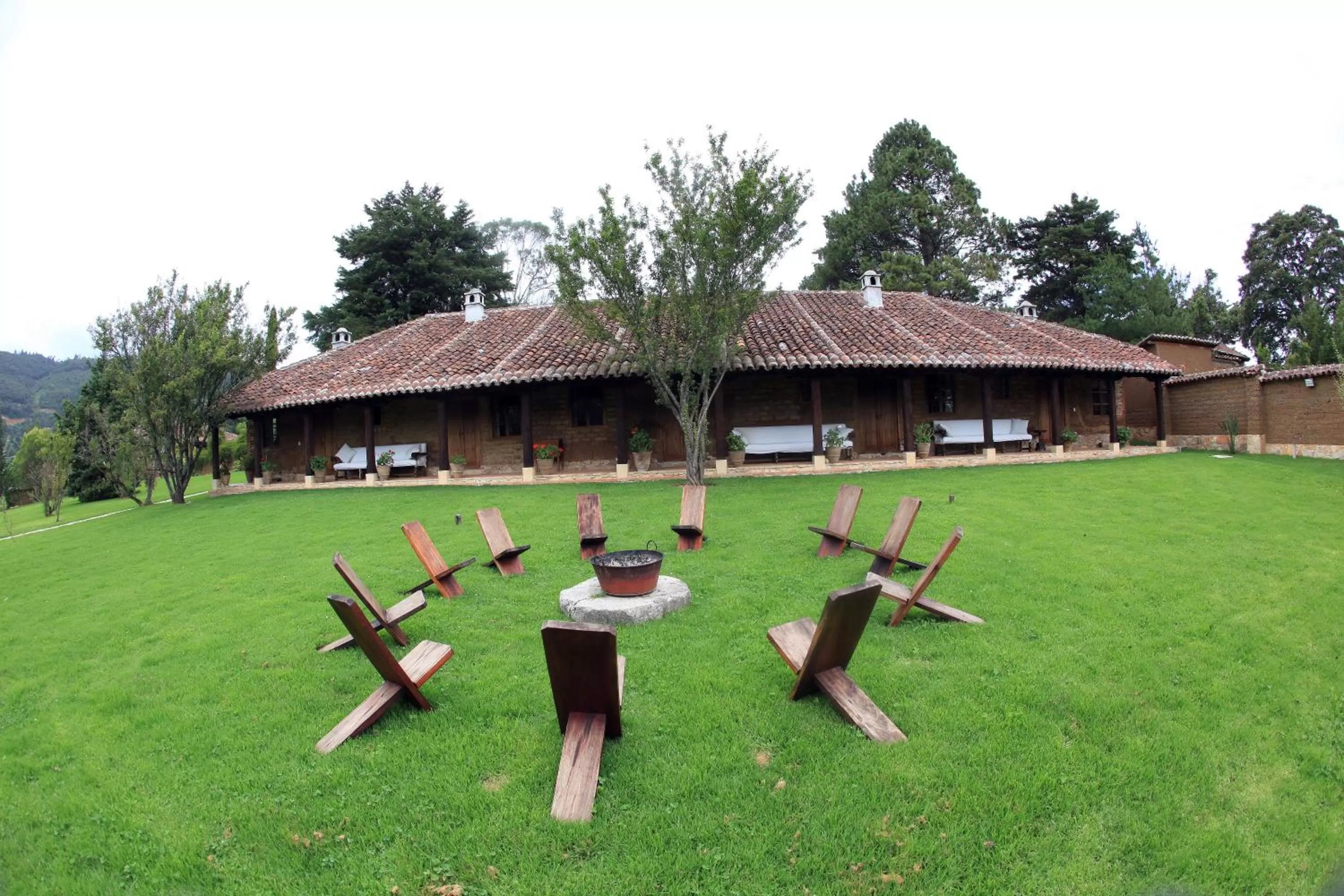 Garden in Uvence Arte + Hotel