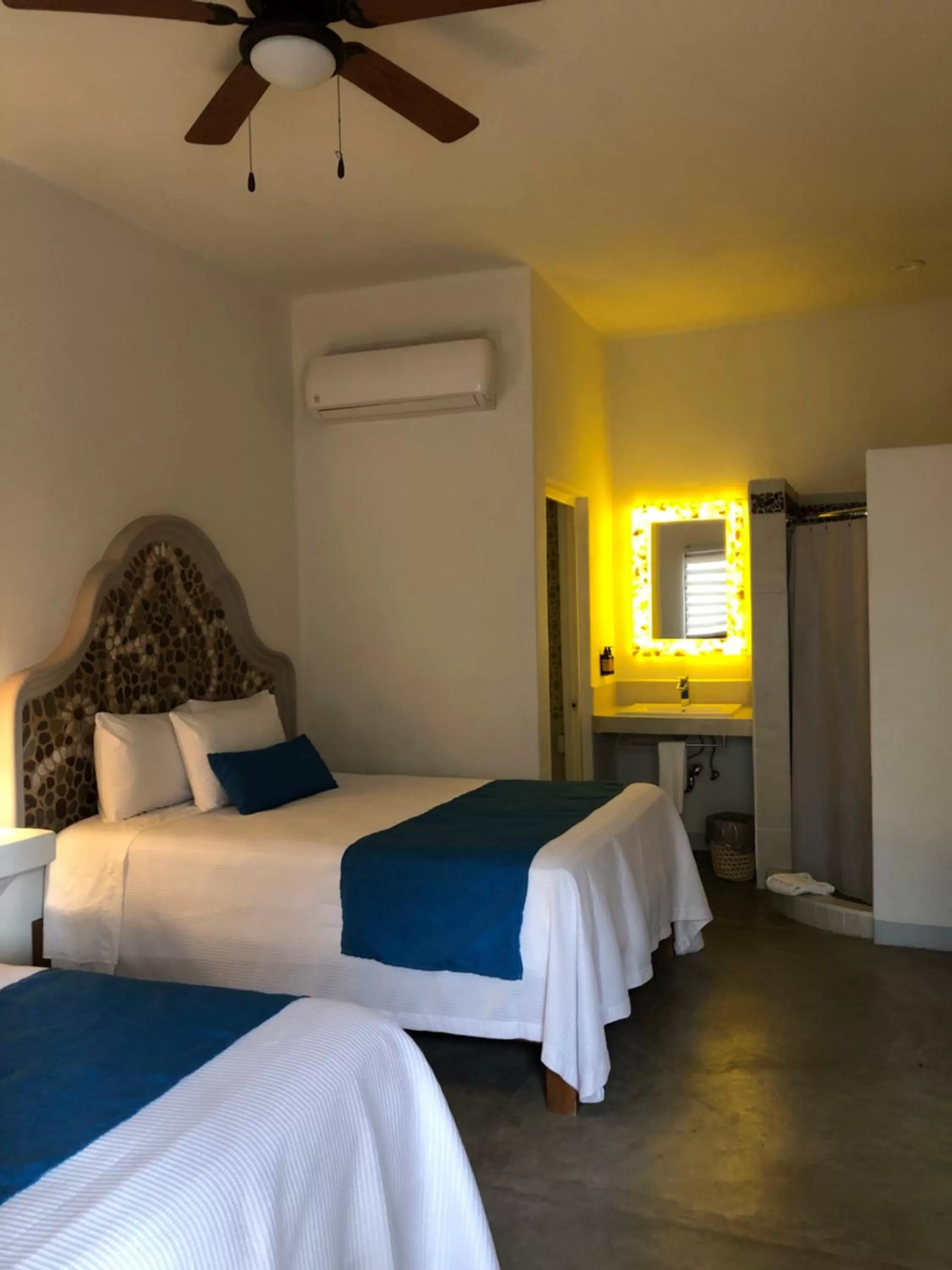 Bed in Paraiso Azul Hotel