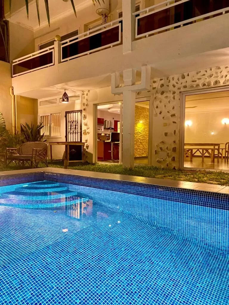 Swimming Pool in L'Oasis Guesthouse