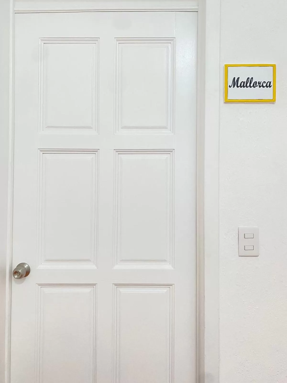 Facade/entrance in Hotel Cala Blanca Cuernavaca