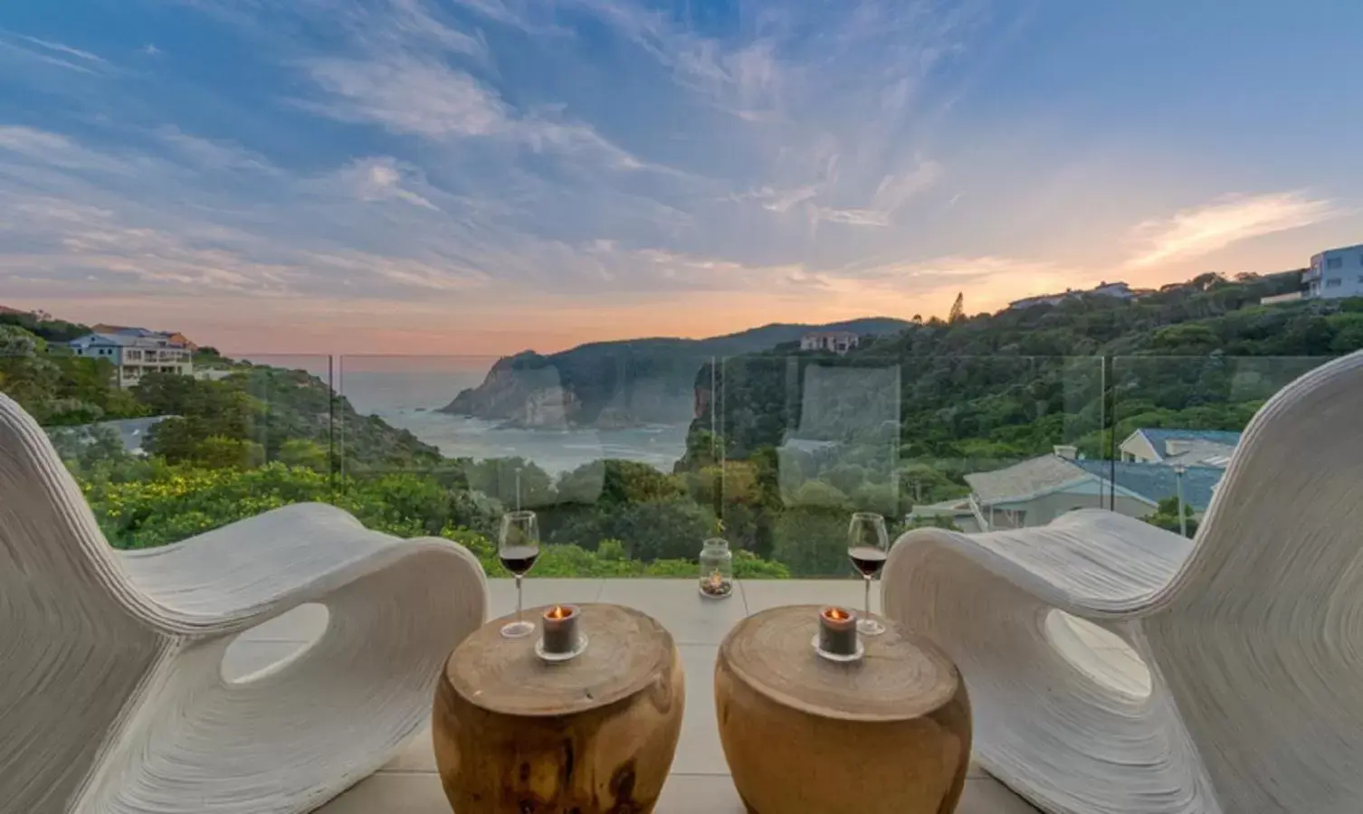 Deluxe Suite in Crown on the Heads Deluxe Suite in Crown on the Heads